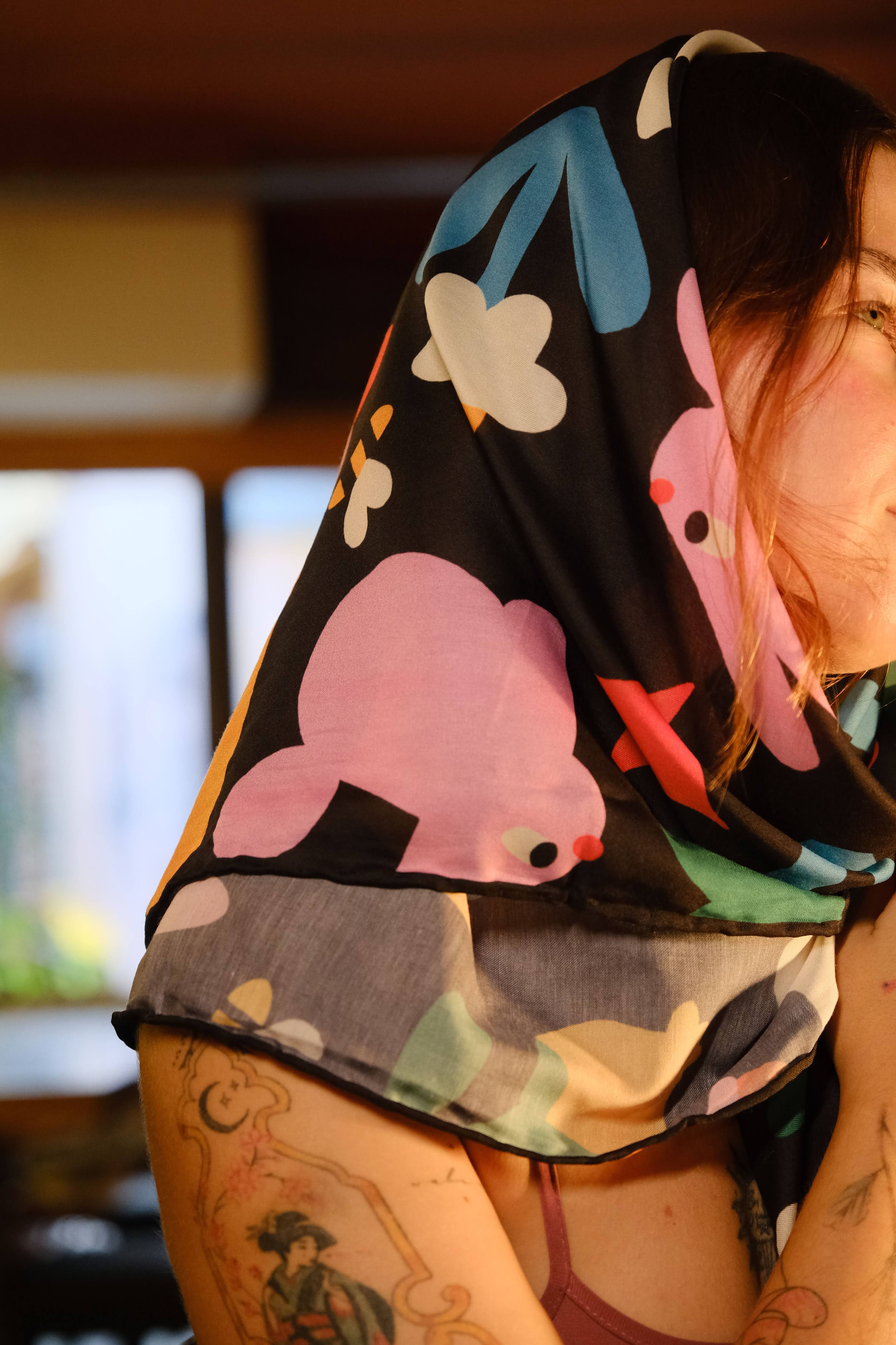 Less Atelier Rabbit Fular 90x90 