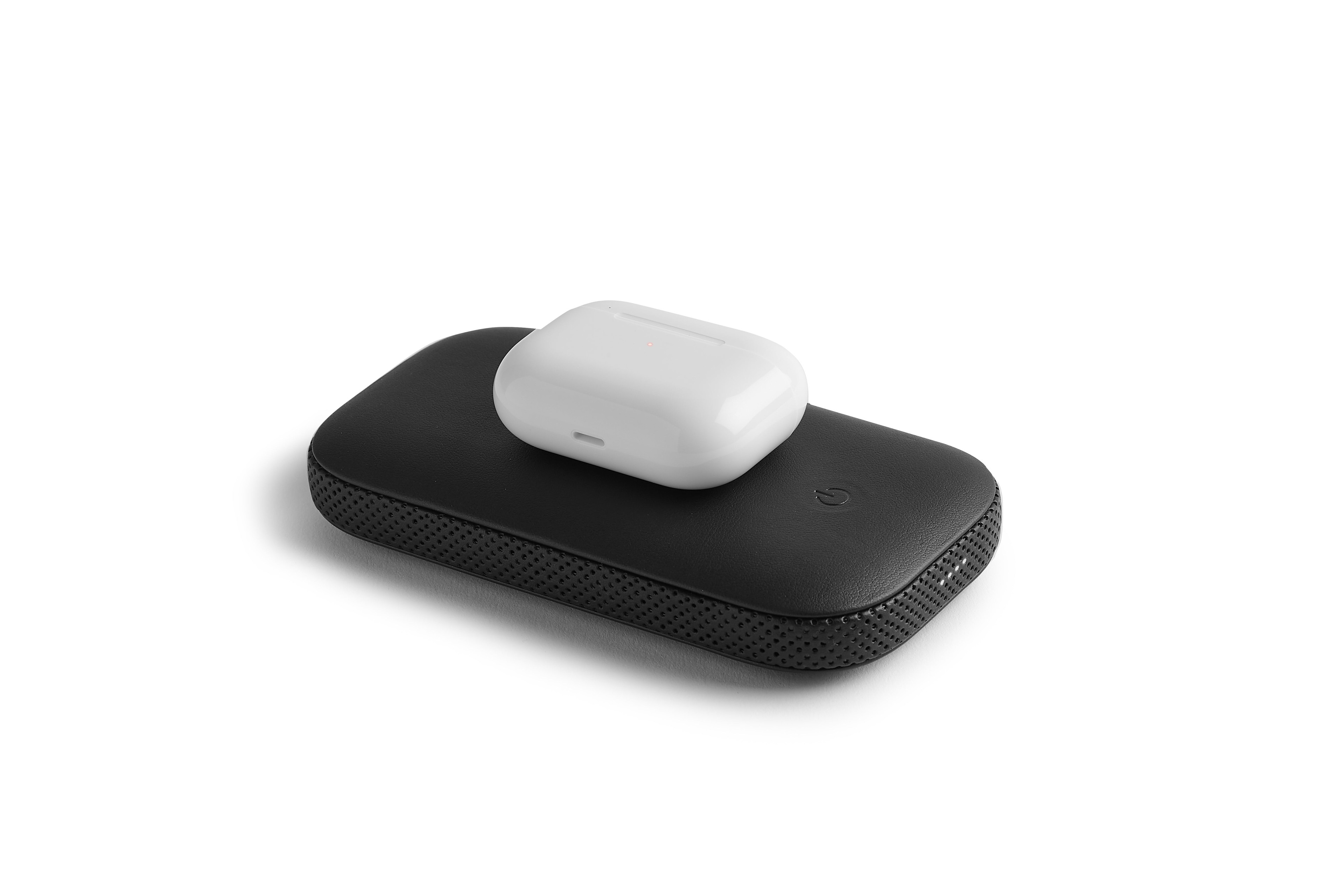 Lexon Powersound Kablosuz Şarj Cihazı ve Bluetooth Hoparlör- Siyah
