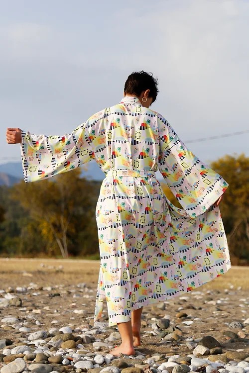 Eight Date Montmartre Cube Kimono