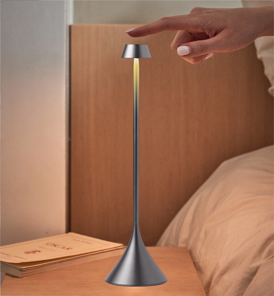 Lexon Steli Shade Led Masa Lambası 
Metalik Gri