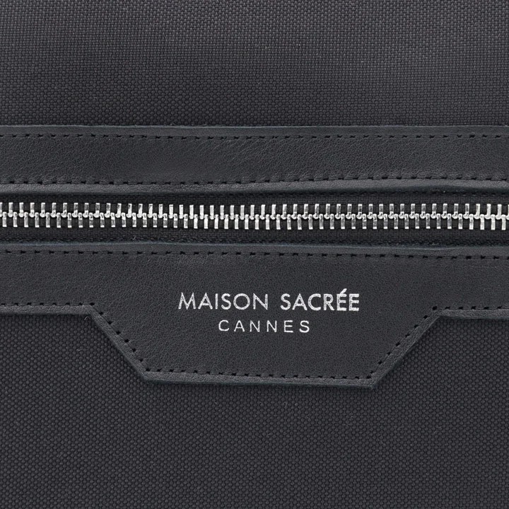 Maison Sacrée Èze Siyah 15"-16" Laptop Kılıfı