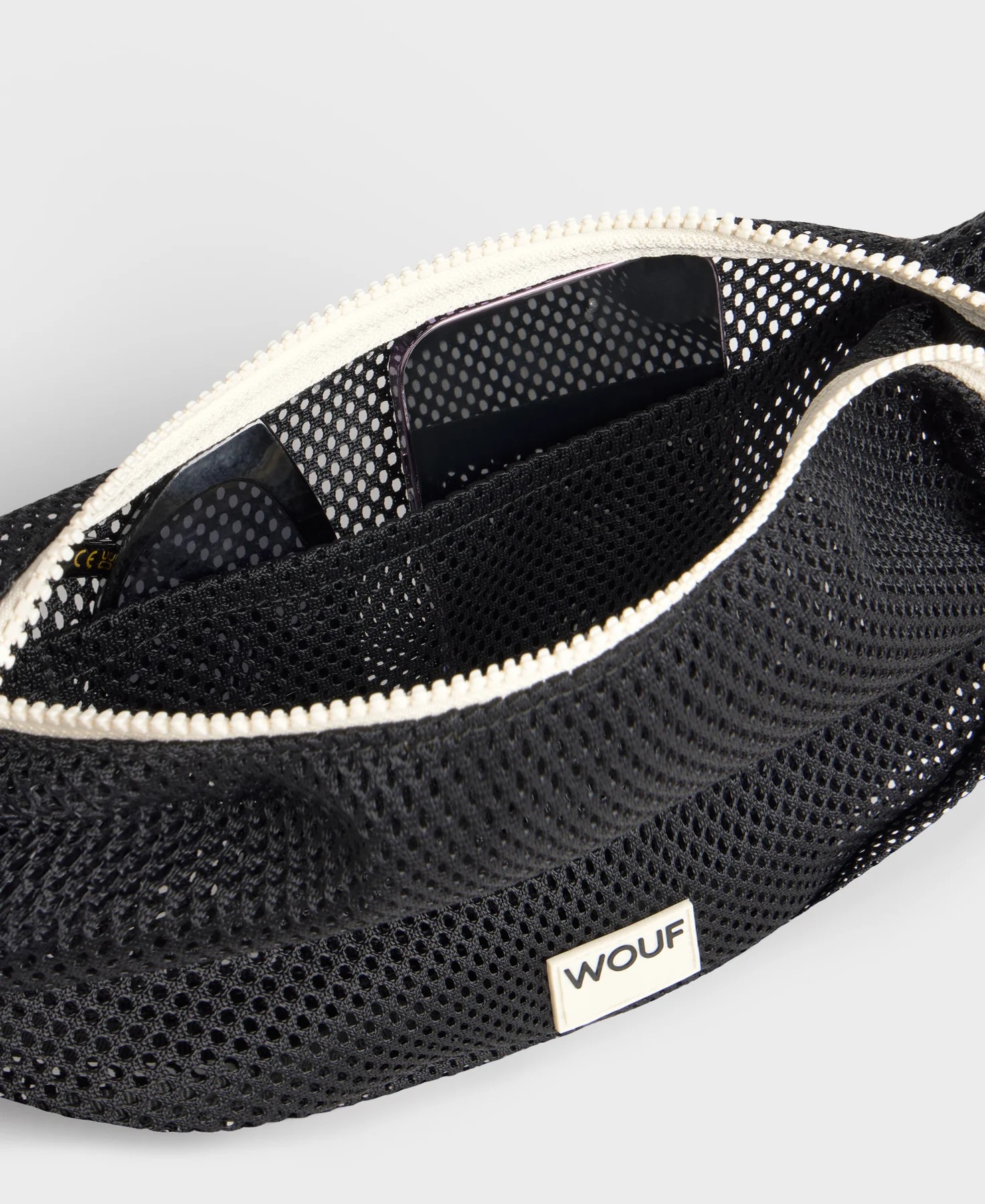 Wouf Onyx Halfmoon Crossbody Bag Omuz Çantası