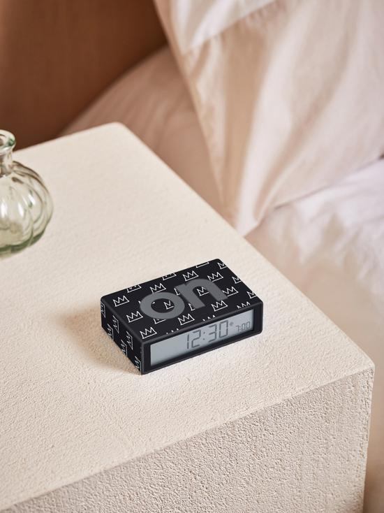 Lexon Flip + Alarm Saat X 
X Jean-Michel Basquiat Crown
