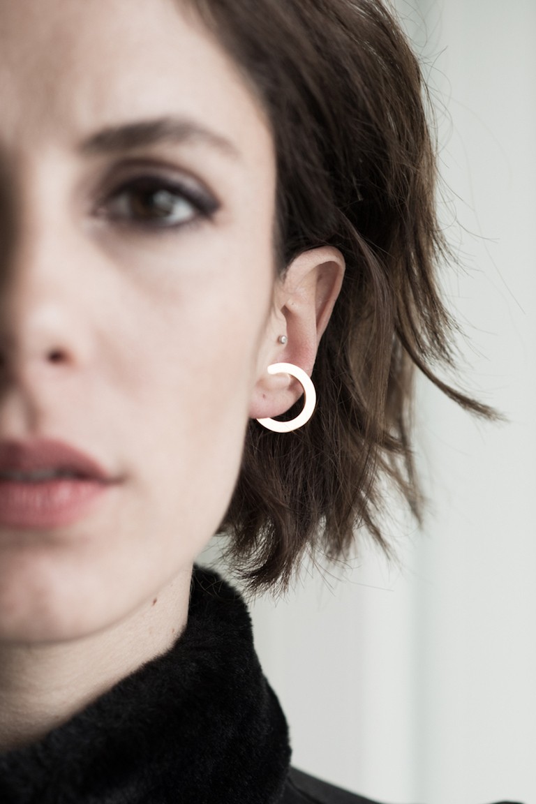 Miklan Mini Circle Earcuff