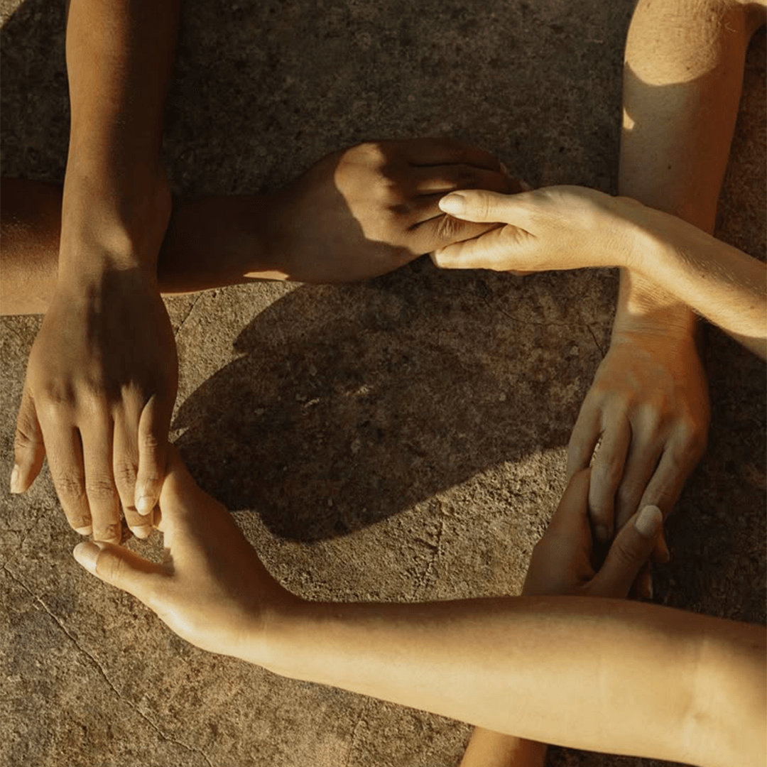 Mindfulness Temelli Aromaterapi ile Stres Azaltma Programı – Geçmişe Takılıp Kalkmak mı, Şimdiki Anda Yaşamak mı?