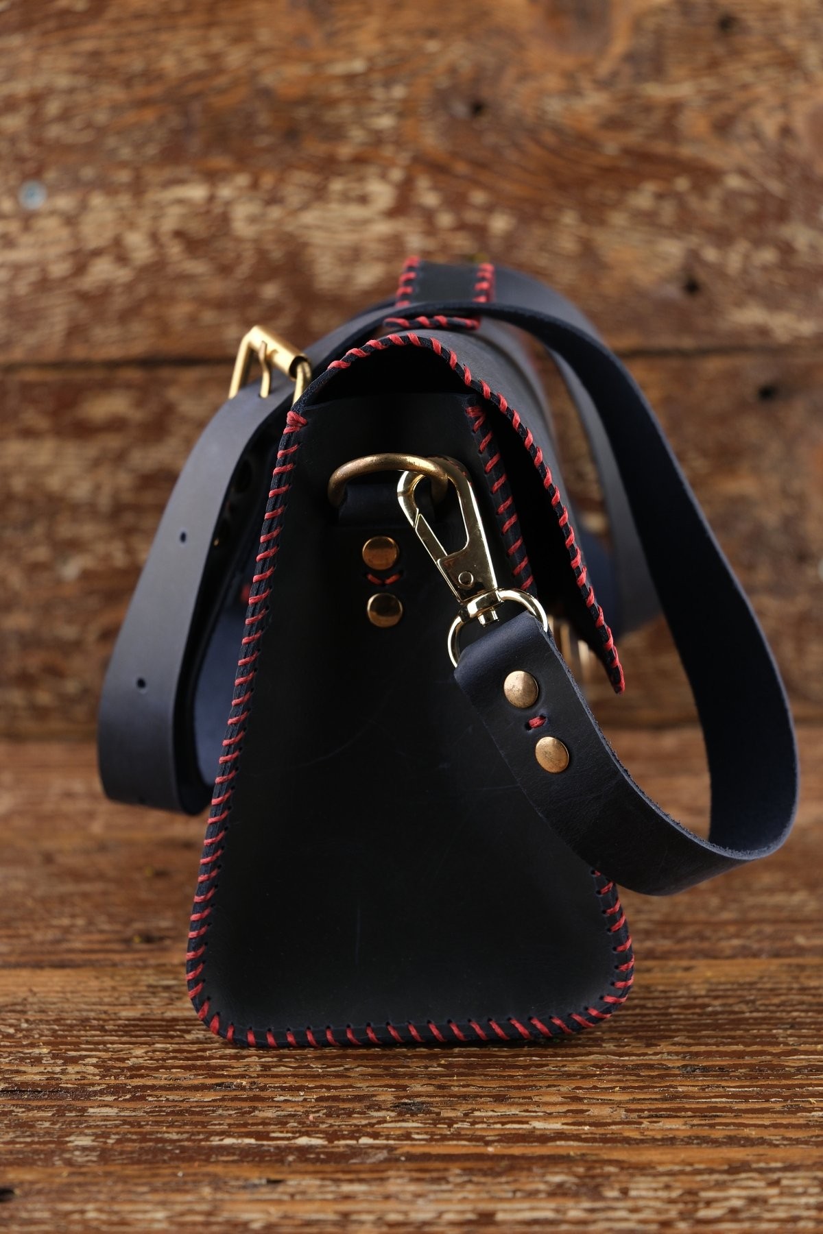 El Yapımı %100 Hakiki Dana Derisi El ve Omuz Çantası Mor 28cmx20cmx10cm SM-D-0074