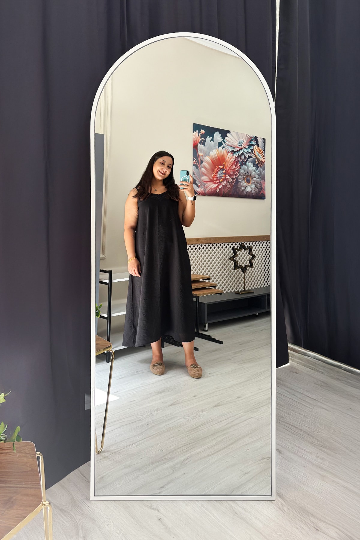180x70 Cm Metal Çerçeveli Influencer Ve Ayaklı Boy Aynası