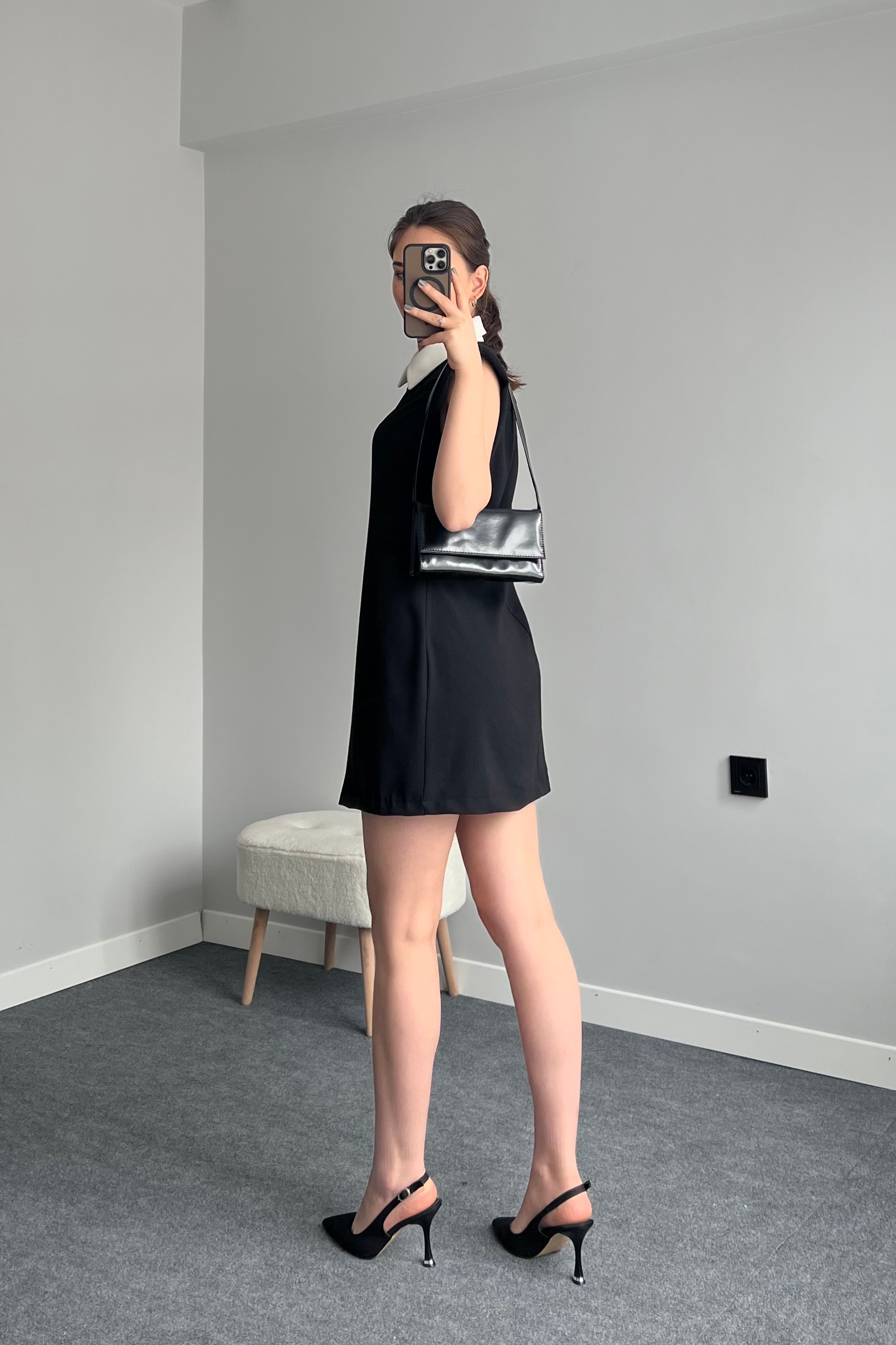 Vatkalı Kontrast Mini Elbise 