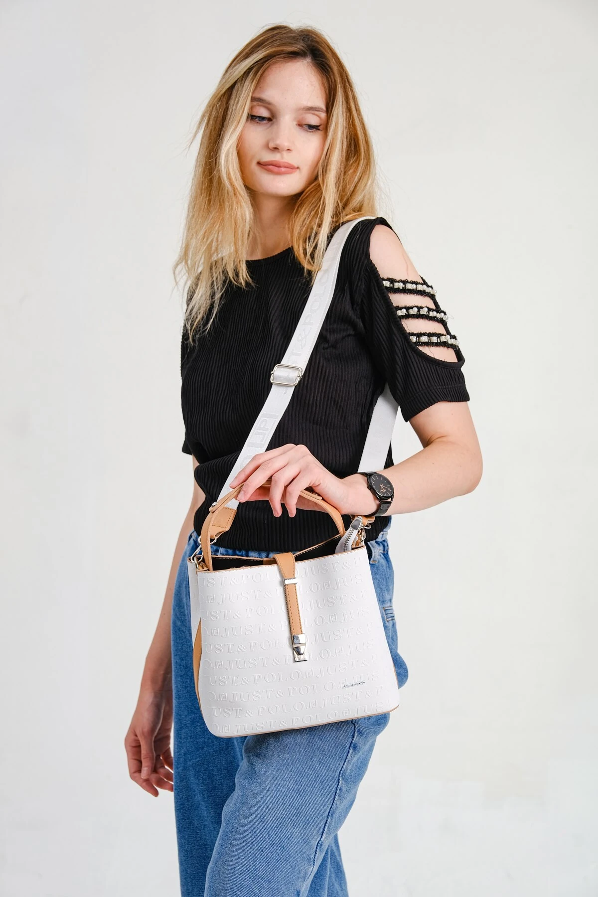 Baskı Desenli Su Geçirmez 3 Gözlü Kadın Omuz Çantası Beyaz Taba 22x20cm Pbu4002