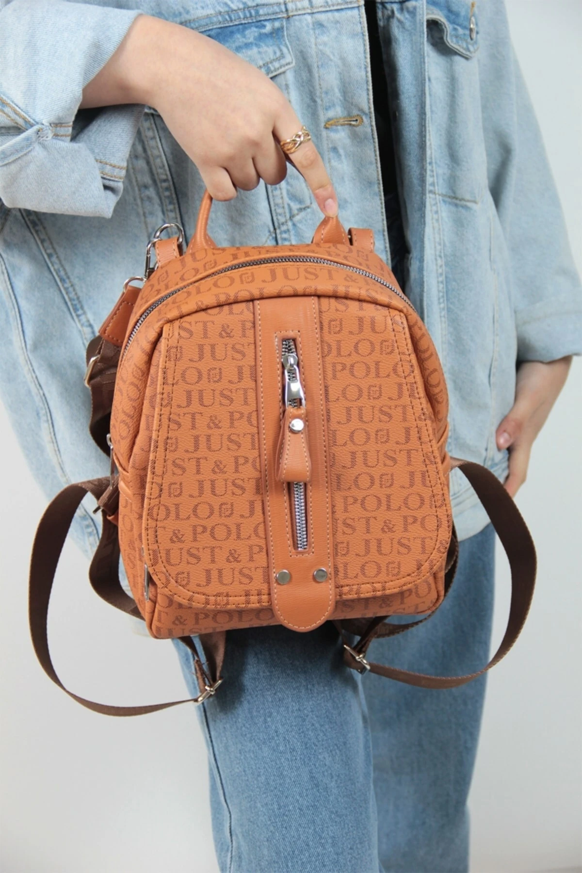 Taba Çok Bölmeli Astarlı Ayarlanabilir Askılı Kadın Sırt Çantası Mds2177