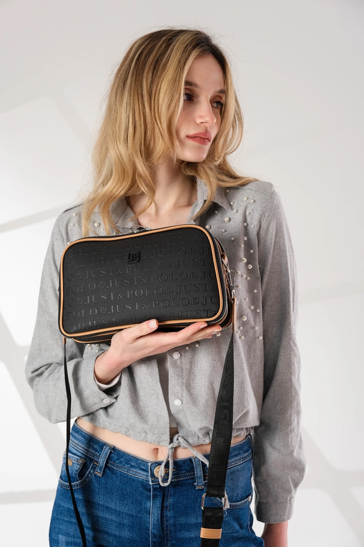 Kadın Kırmızı 3 Bölmeli Ayarlanabilir Uzun Askılı Omuz Çantası Pbu4023