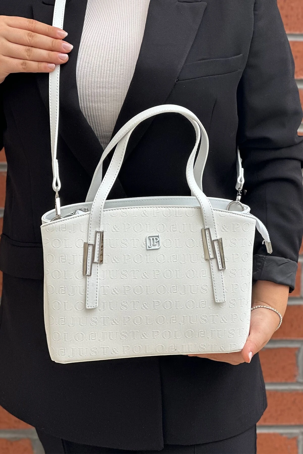 Beyaz Büyük Boy 5 Gözlü Kadın El ve Omuz Çantası ve Cüzdan Kombini TR4092-02