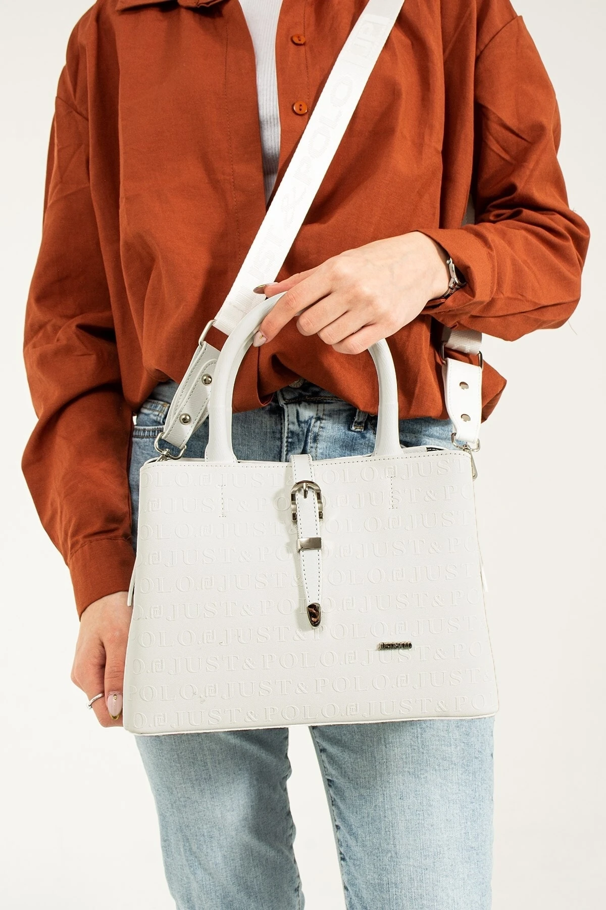 Beyaz Çıtçıt Fermuar Kapama Suni Deri 5 Bölmeli Kadın El Ve Omuz Çantası Tr4091