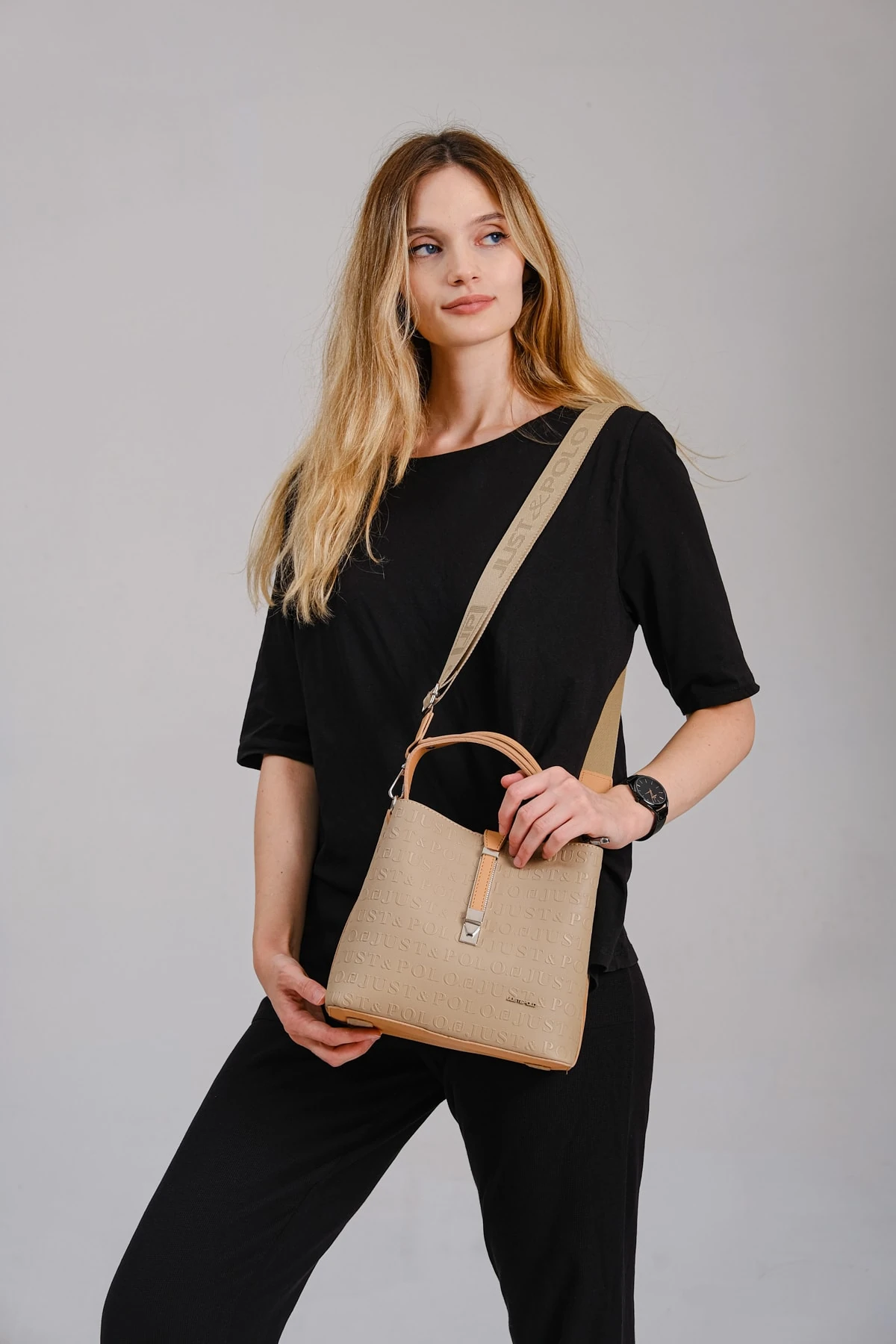 Kilit Detaylı Gri Kadın Cüzdan ve Omuz Çanta Kombini Pbu4002-1006