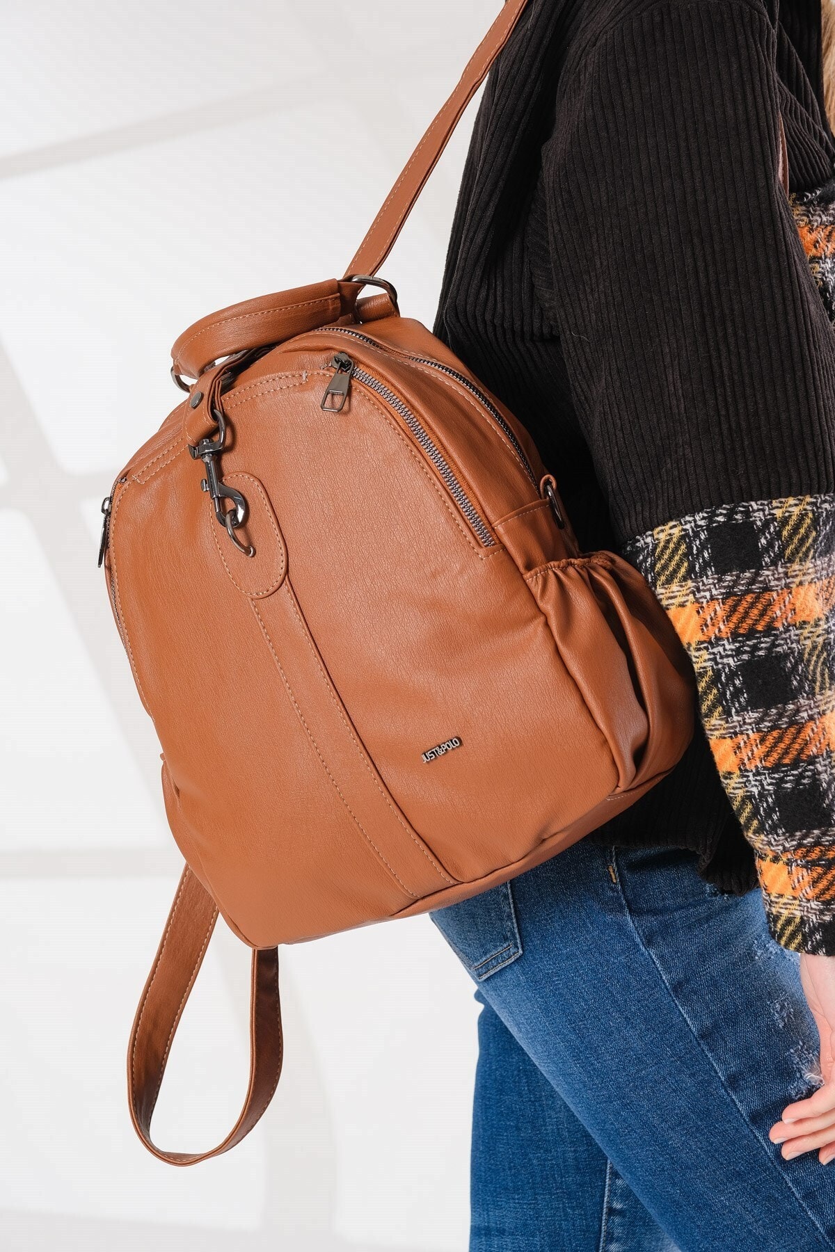 Kadın Yumuşak Deri Kol ve Sırt Çantası Pbu2134