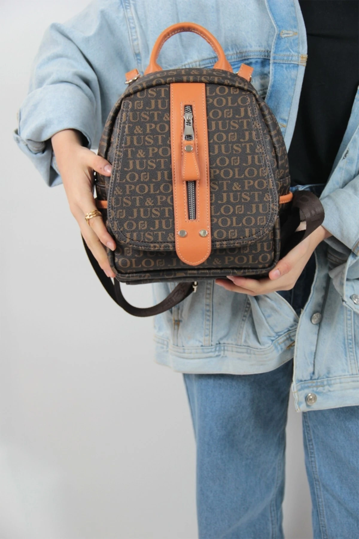 Kahverengi Taba Çok Bölmeli Astarlı Ayarlanabilir Askılı Kadın Sırt Çantası Pbu2177