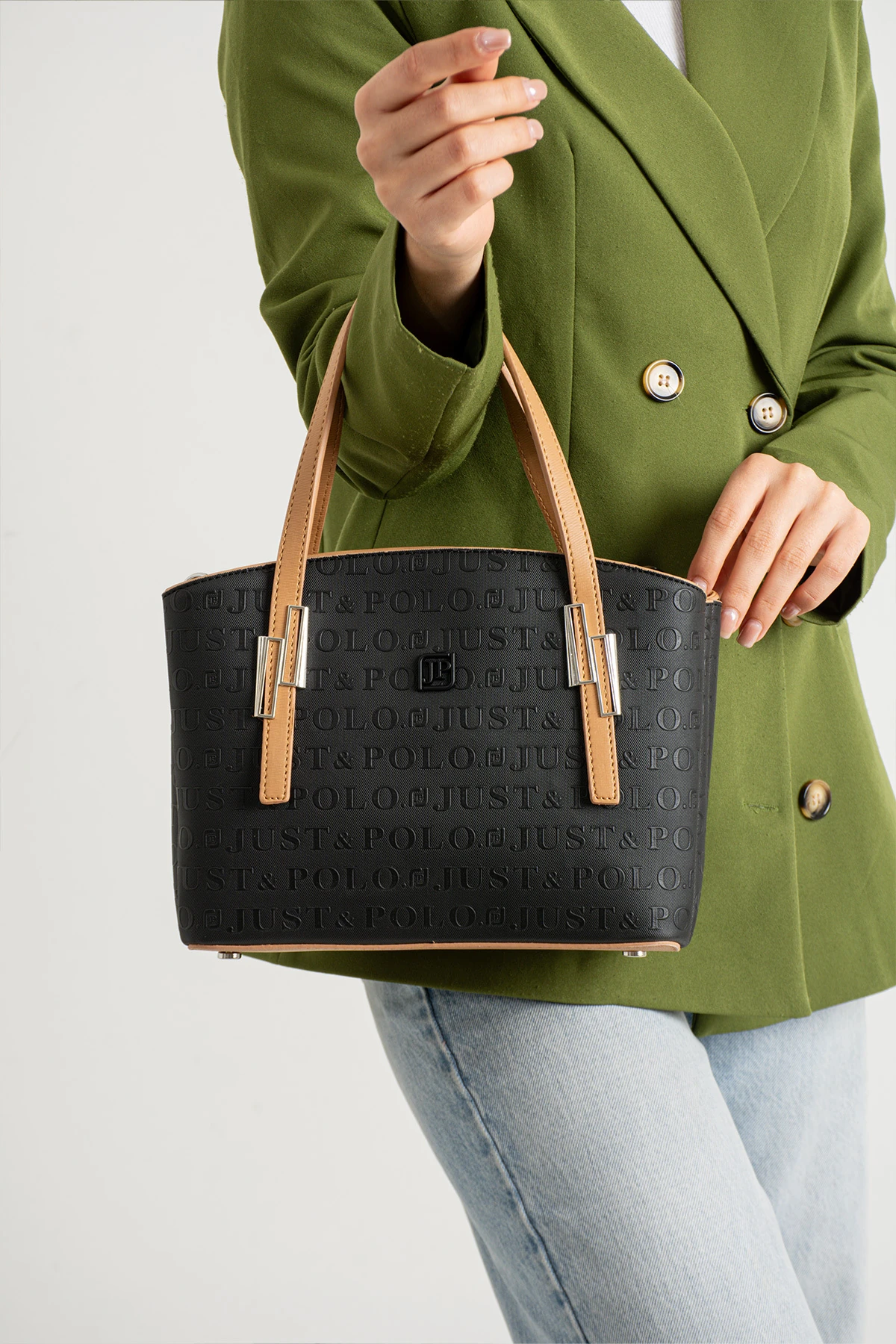 Kadın Beyaz 5 Bölmeli El ve Omuz Çantası ve Cüzdan Kombini 26x20 cm TR4030-1002