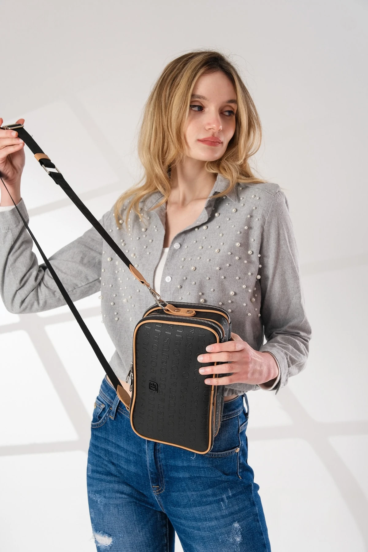 Kadın Kırmızı 3 Bölmeli Ayarlanabilir Uzun Askılı Omuz Çantası Pbu4023