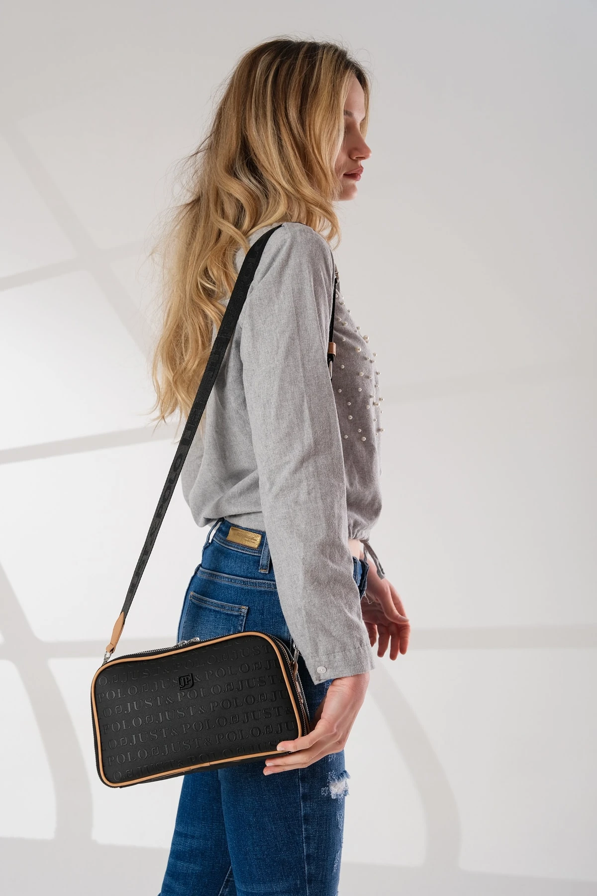 Kadın Kırmızı 3 Bölmeli Ayarlanabilir Uzun Askılı Omuz Çantası Pbu4023