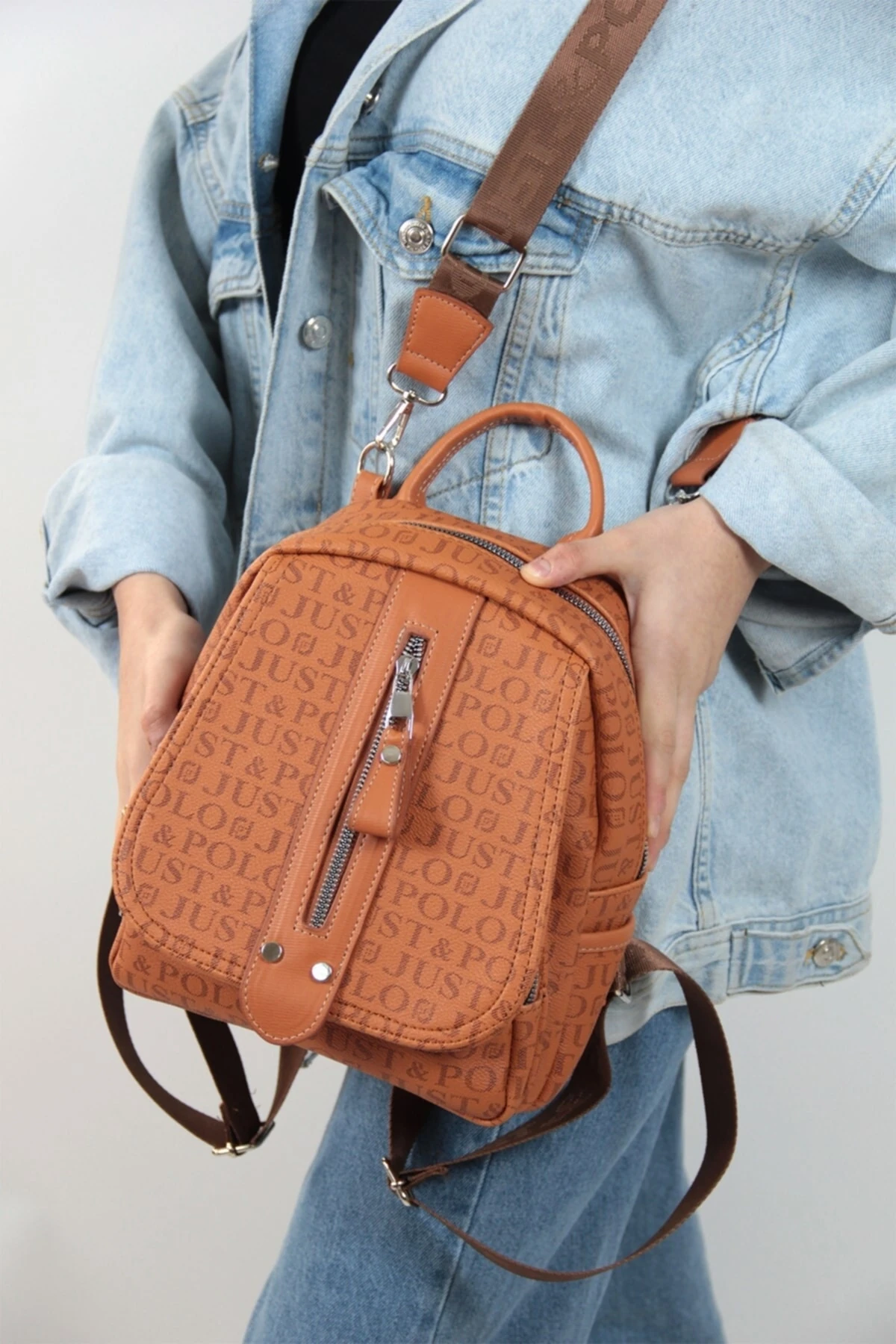 Taba Çok Bölmeli Astarlı Ayarlanabilir Askılı Kadın Sırt Çantası Mds2177