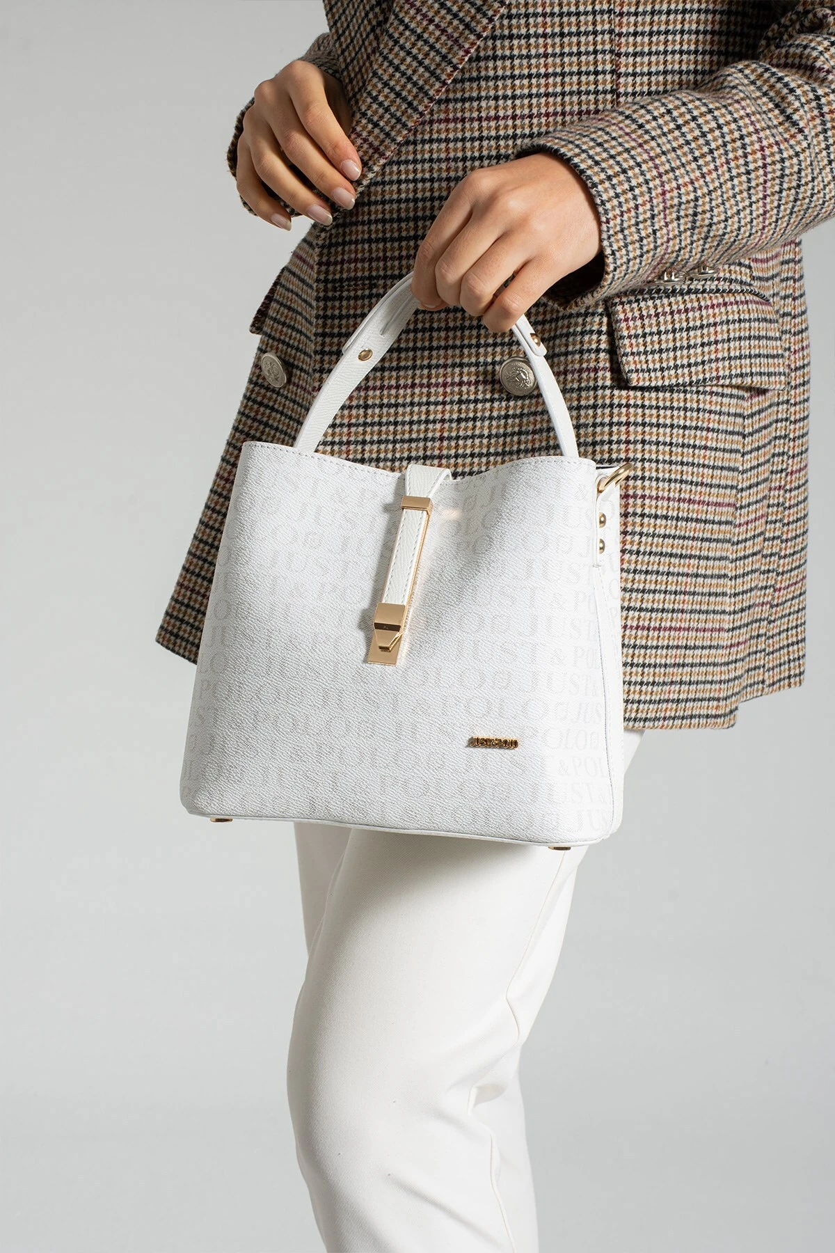 Beyaz Baskı Desenli Kilit Detaylı 3 Gözlü Kadın El ve Omuz Çantası 22x20cm PBU2098