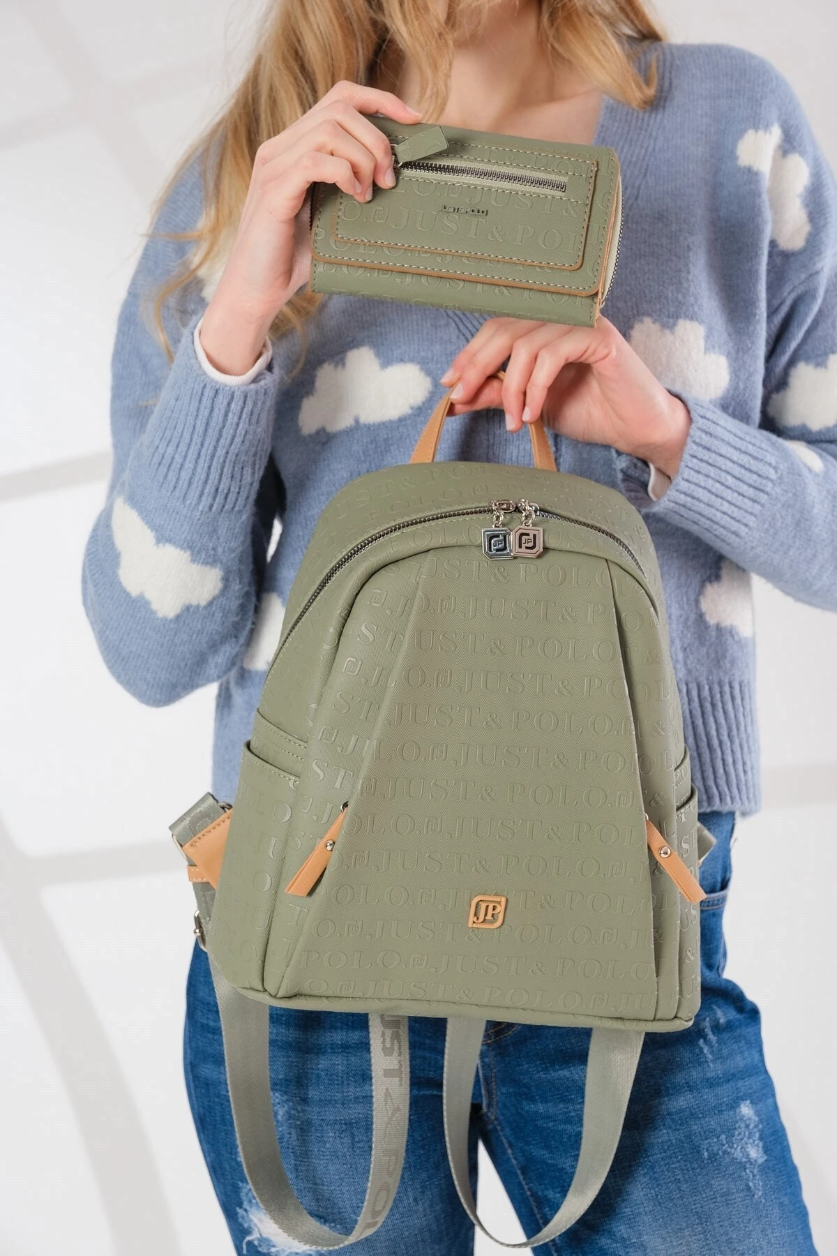 Kadın Ayarlanabilir Askılı Çok Bölmeli Sırt Çantası Ve Cüzdan Kombini Pbu4040-1006