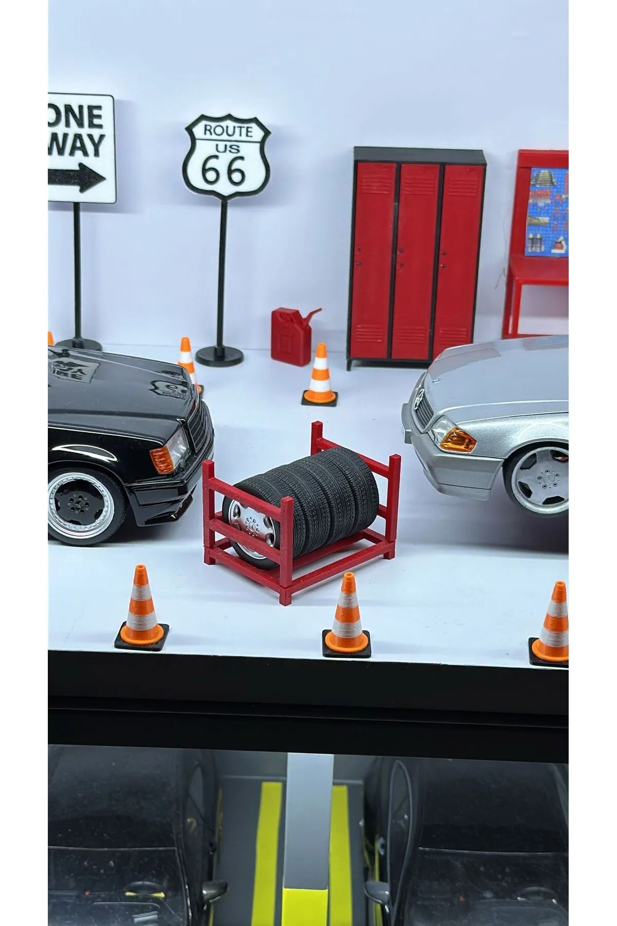 1/18 Ölçekli Garaj Diorama Lastik Standı | Diecast, Diroama, Hobi Garajı, Model Arabalar