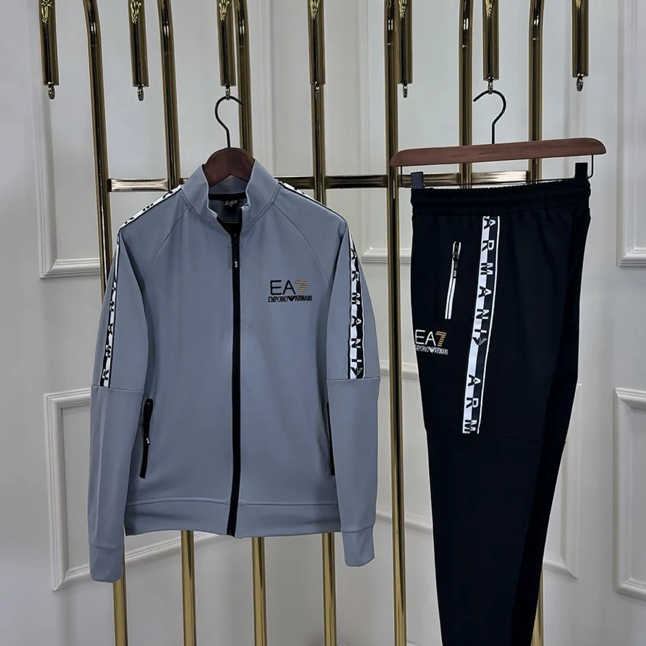 EA7 Eşofman Takımı