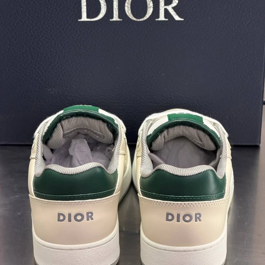 Dior