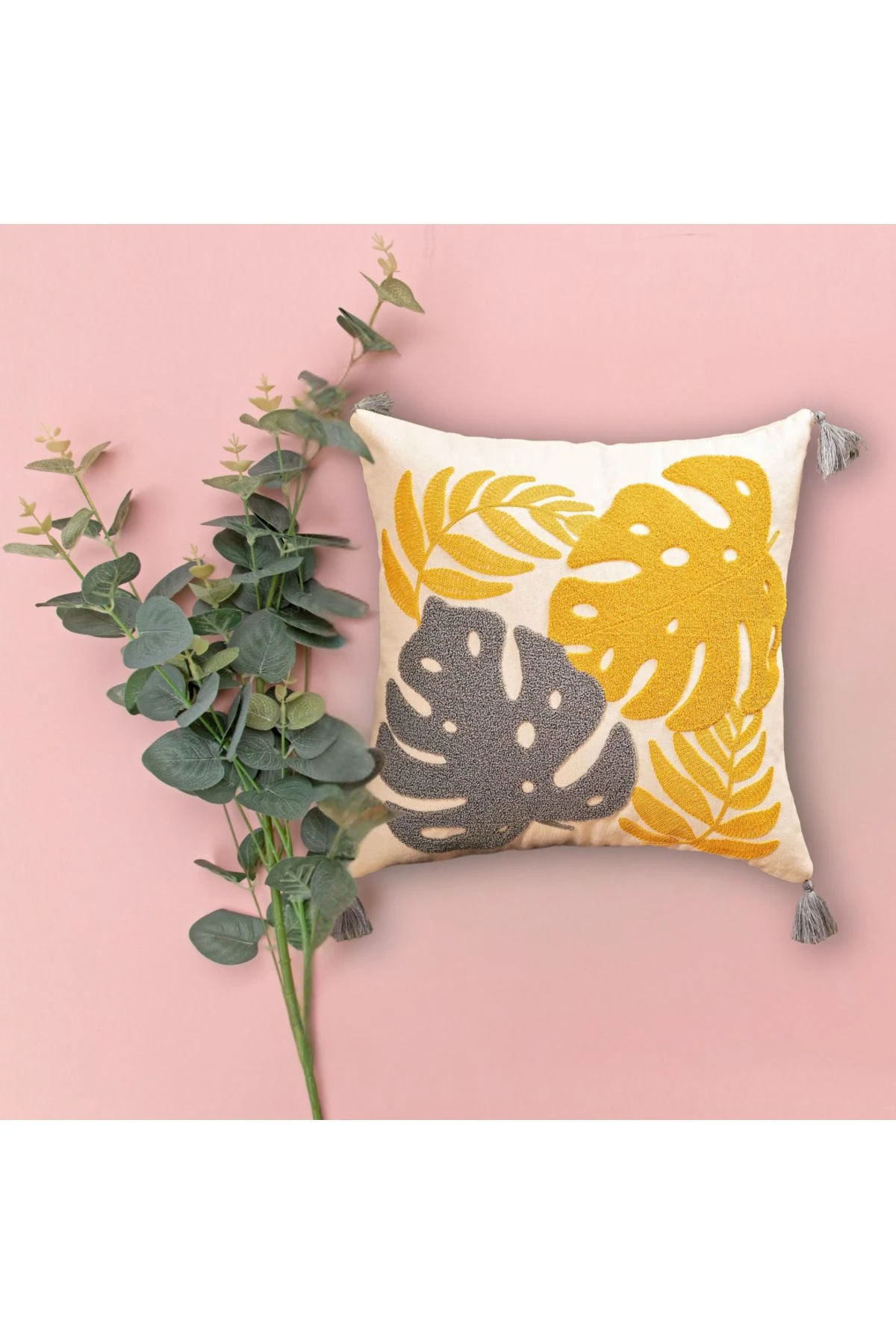 Punch Nakış Sarı Gri Desenli 1 Adet Kırlent Kılıfı