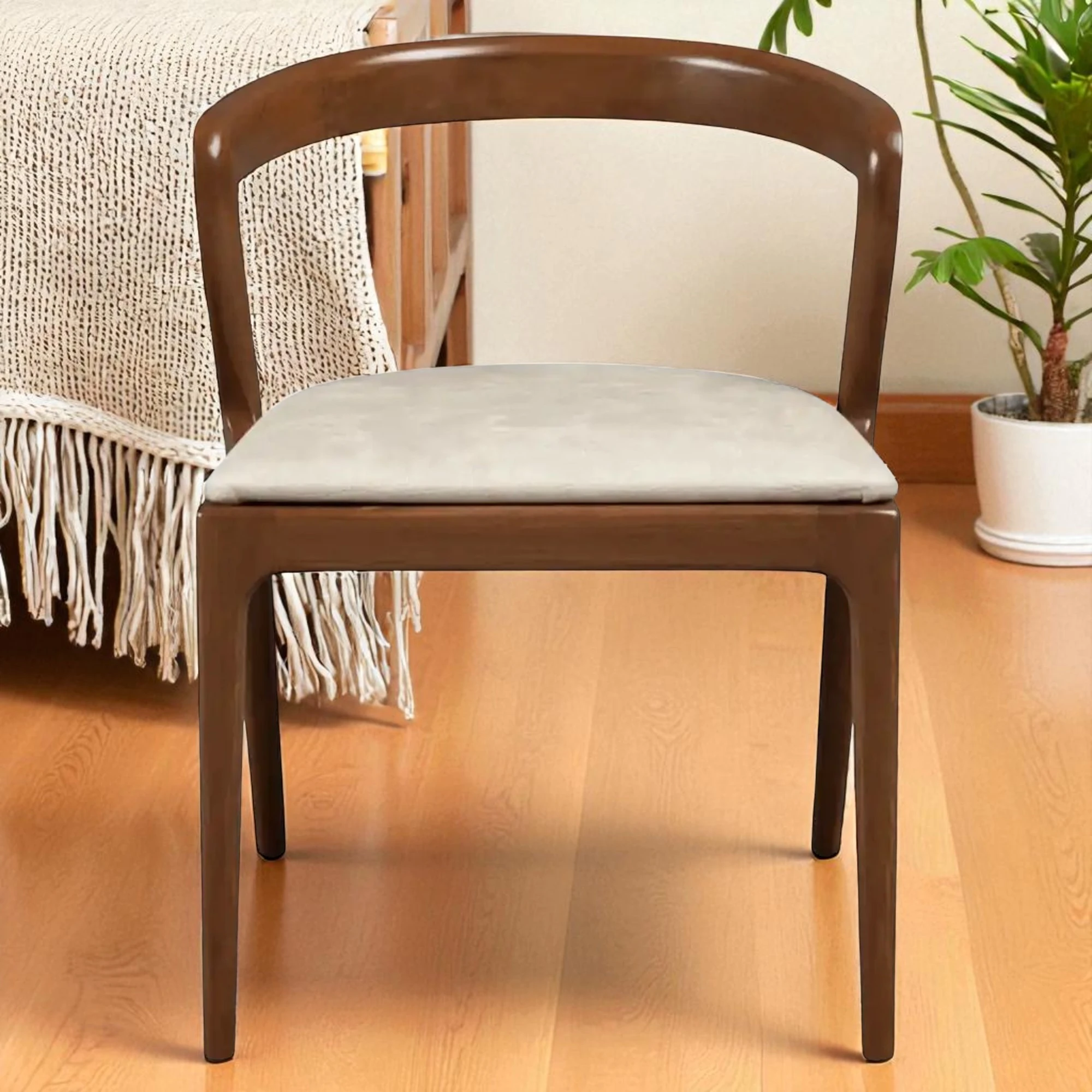 Akrep Ceviz Sandalye