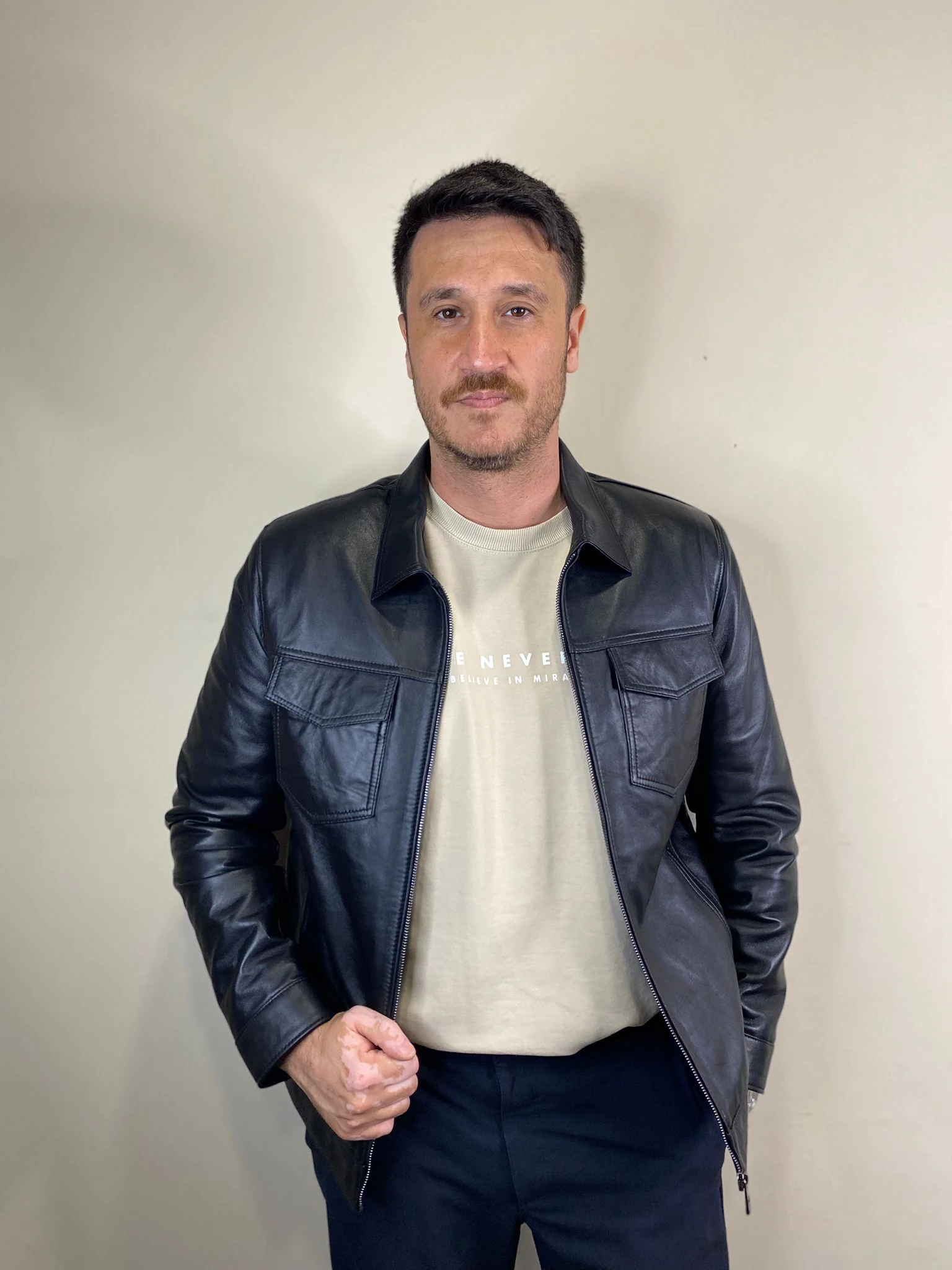 L-501 Model Siyah Hakiki Deri Mont Fermuar Detaylı Deri Ceket 