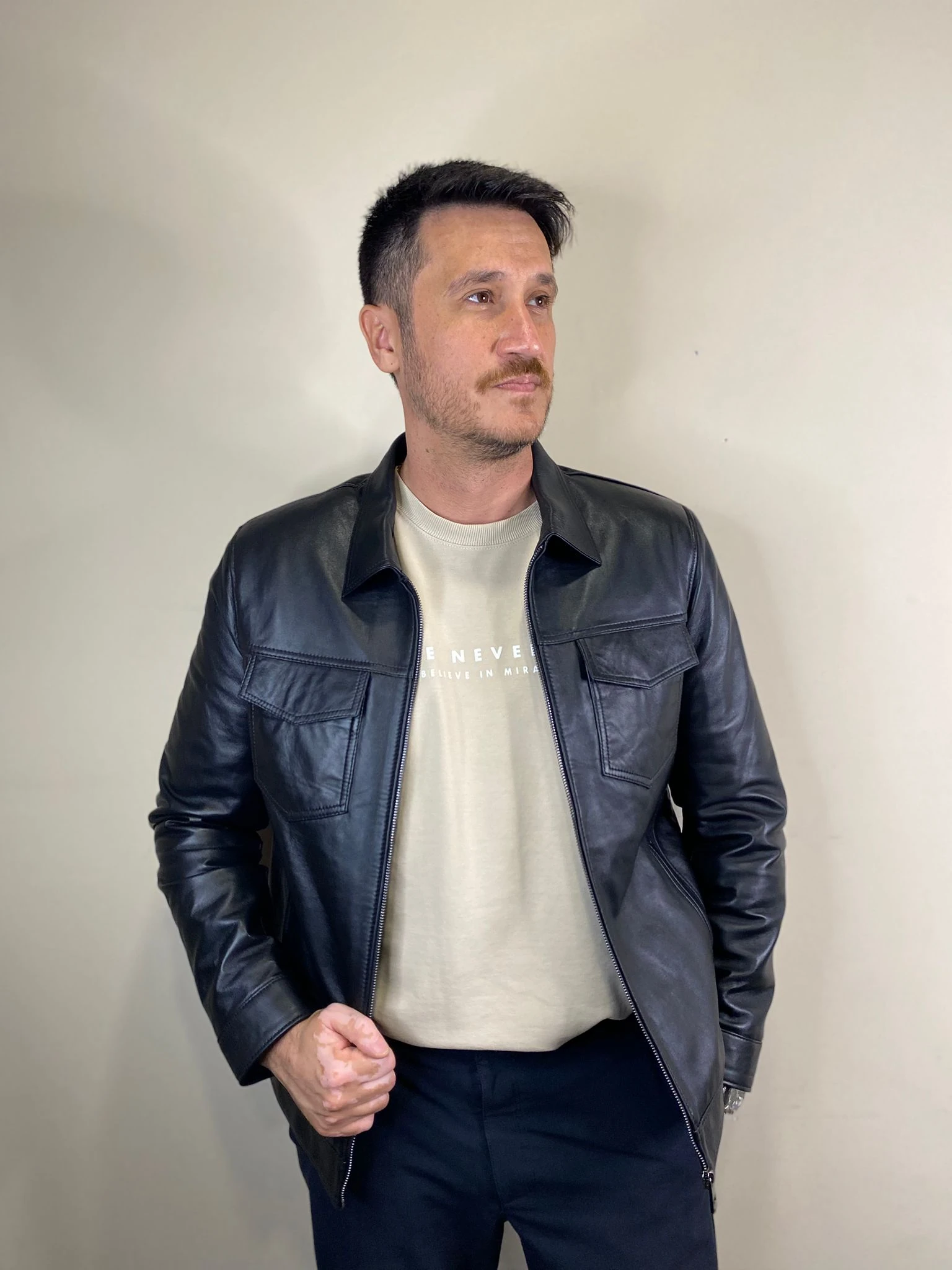 L-501 Model Siyah Hakiki Deri Mont Fermuar Detaylı Deri Ceket 