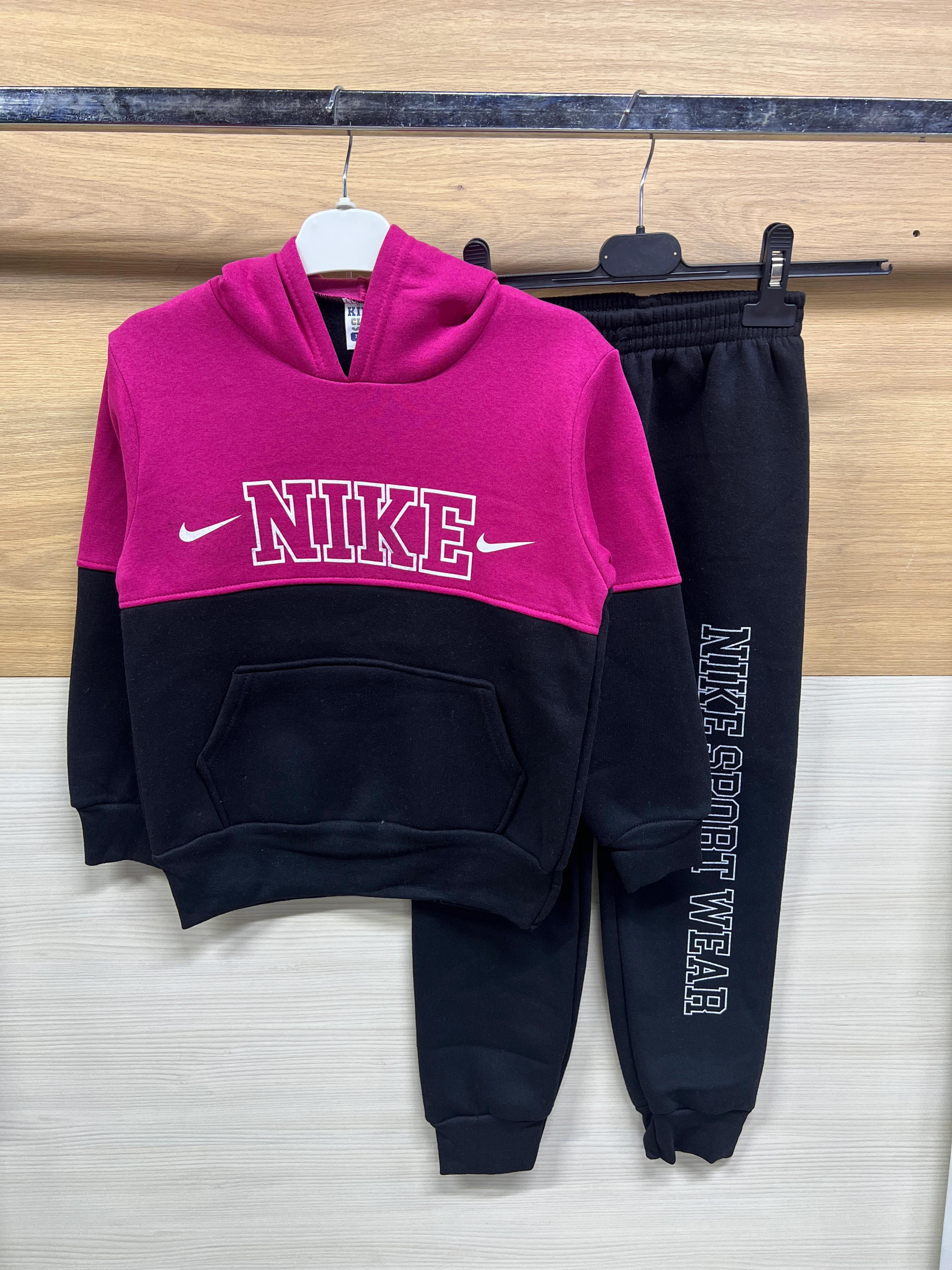 Baskılı Kapşonlu Kalın 3 ip Şardonlu Alt Üst Takım Fuşya