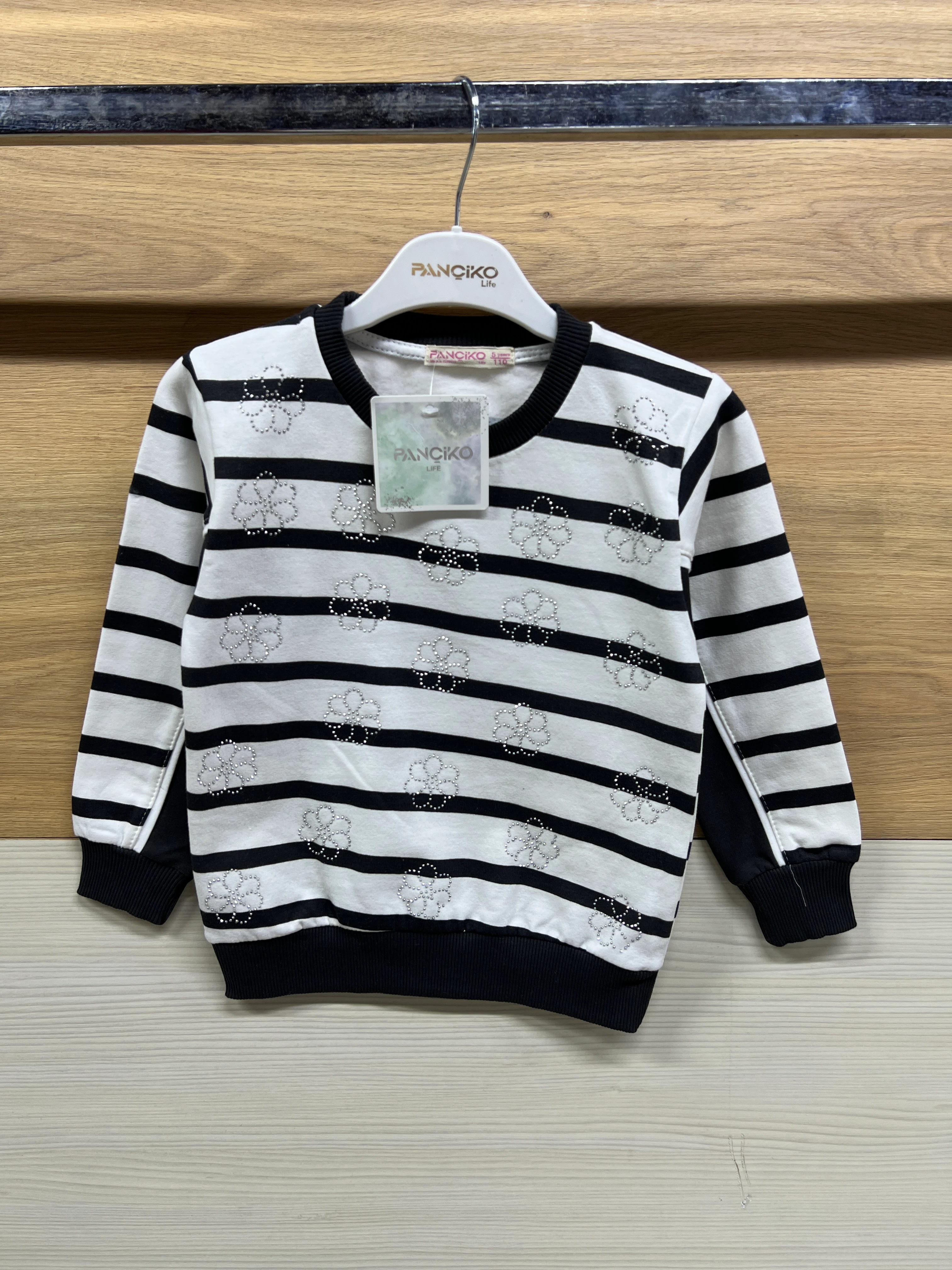 Papatya Taş İşlemeli Şardonlu Alt Üst Takım Siyah