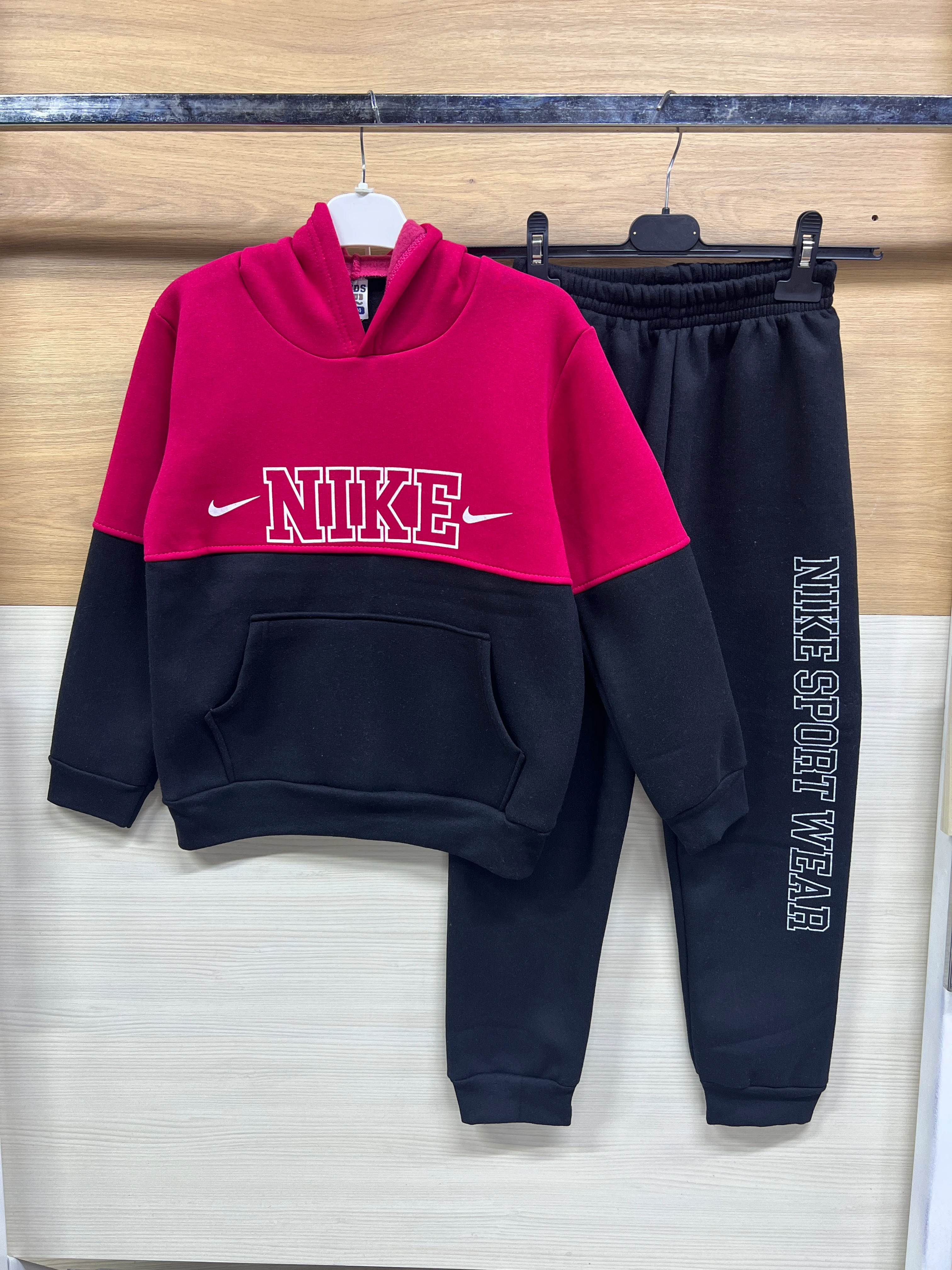 Baskılı Kapşonlu Kalın 3 ip Şardonlu Alt Üst Takım Nar çiceği