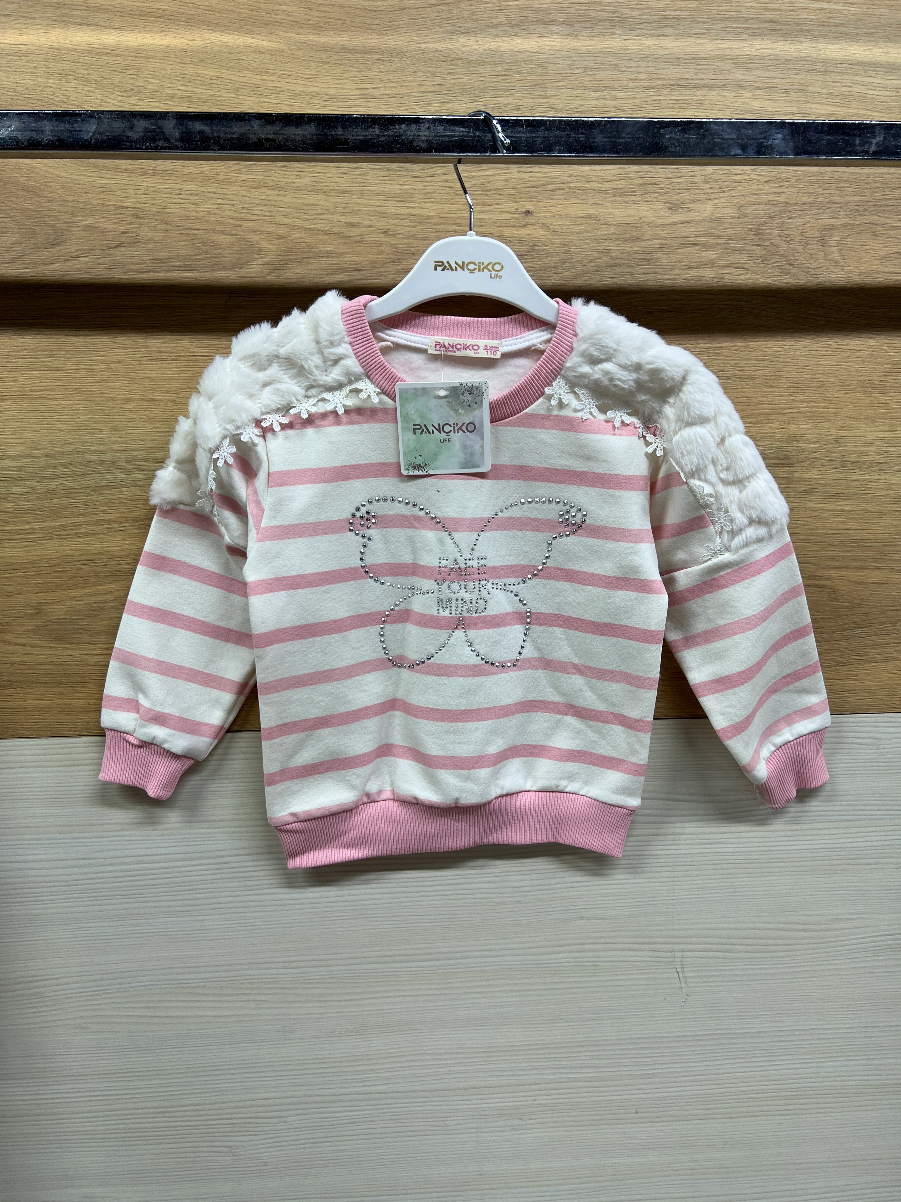 Peluş Detaylı Kelebek Taş İşlemeli Şardonlu Alt Üst Takım Pembe