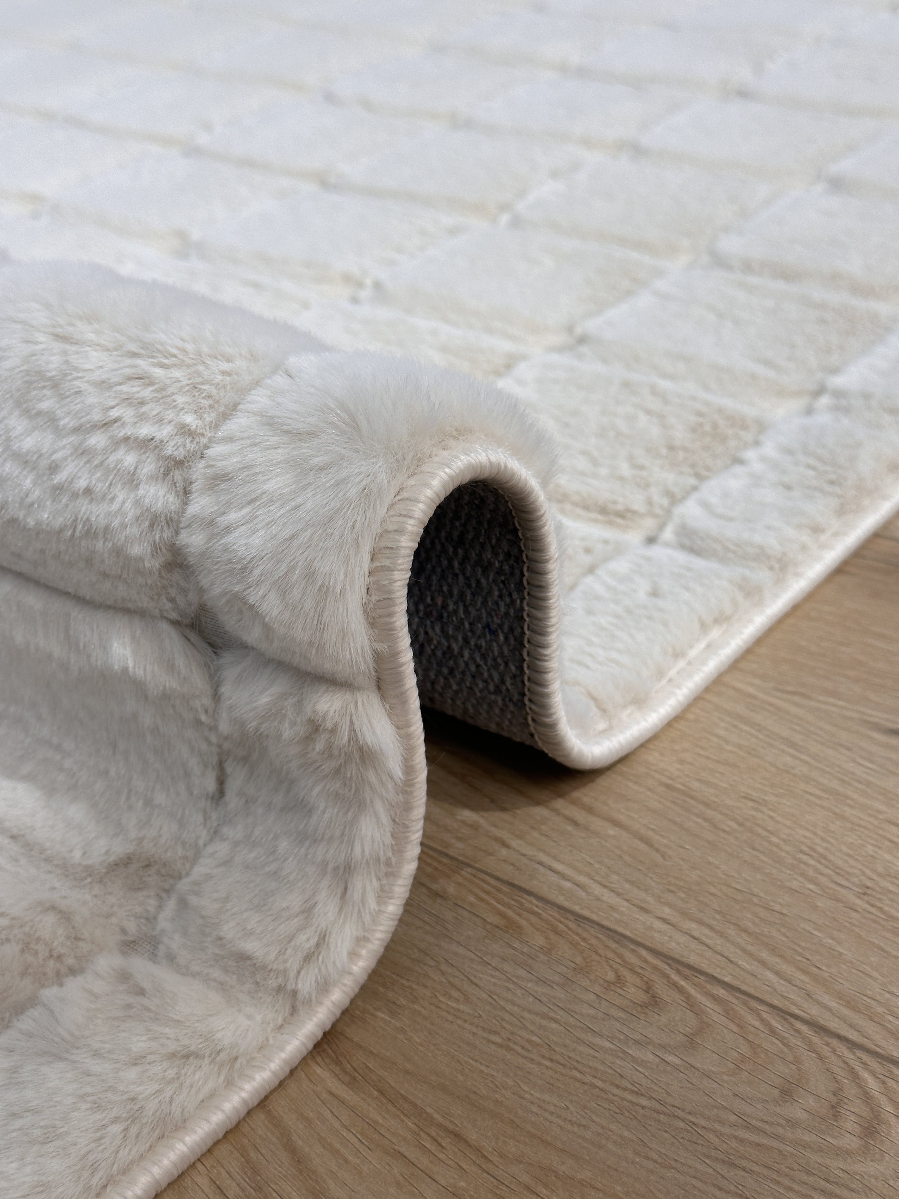 Makro Samur 1 Peluş/Post Halı Bej