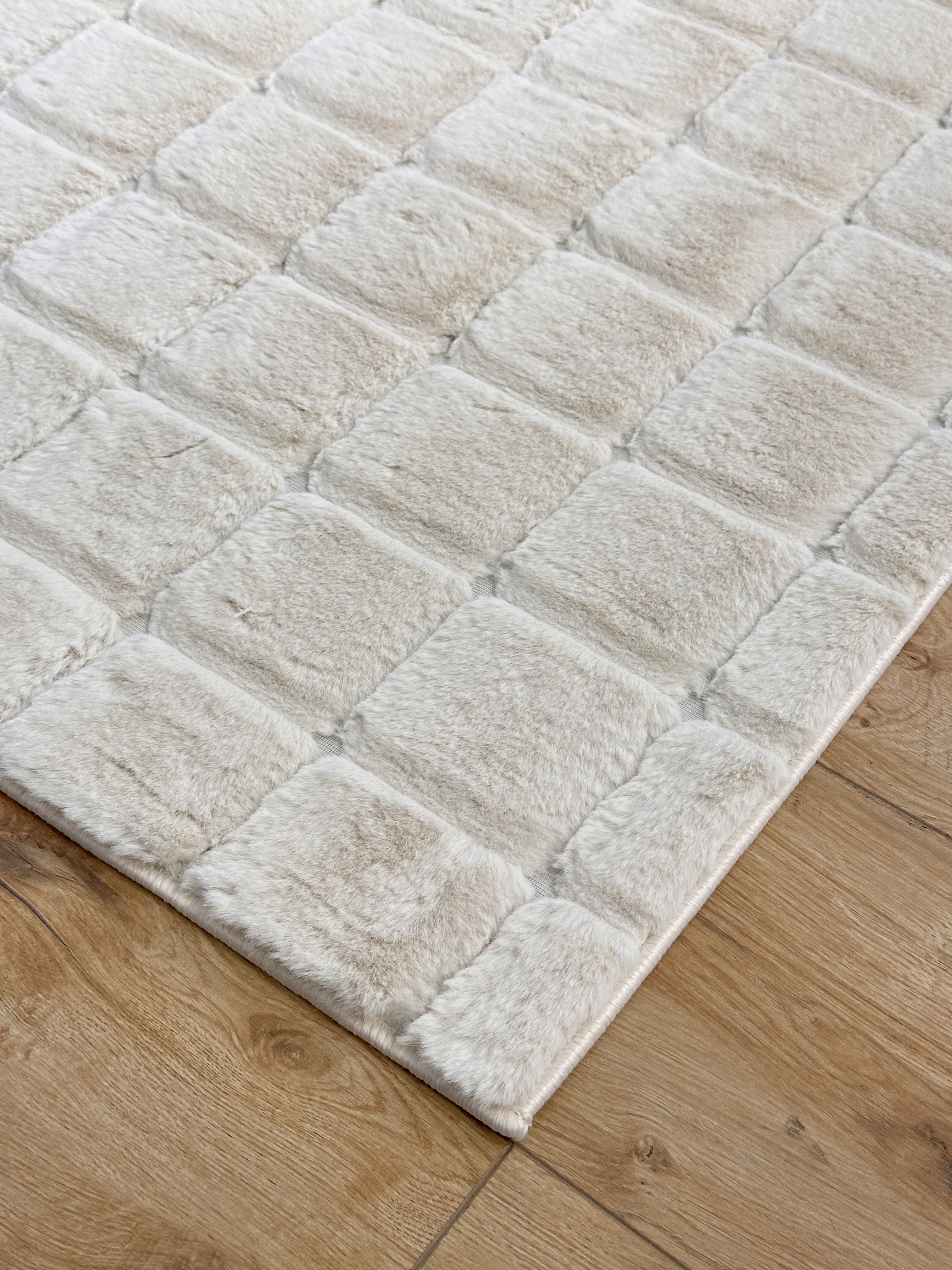 Makro Samur 1 Peluş/Post Halı Bej
