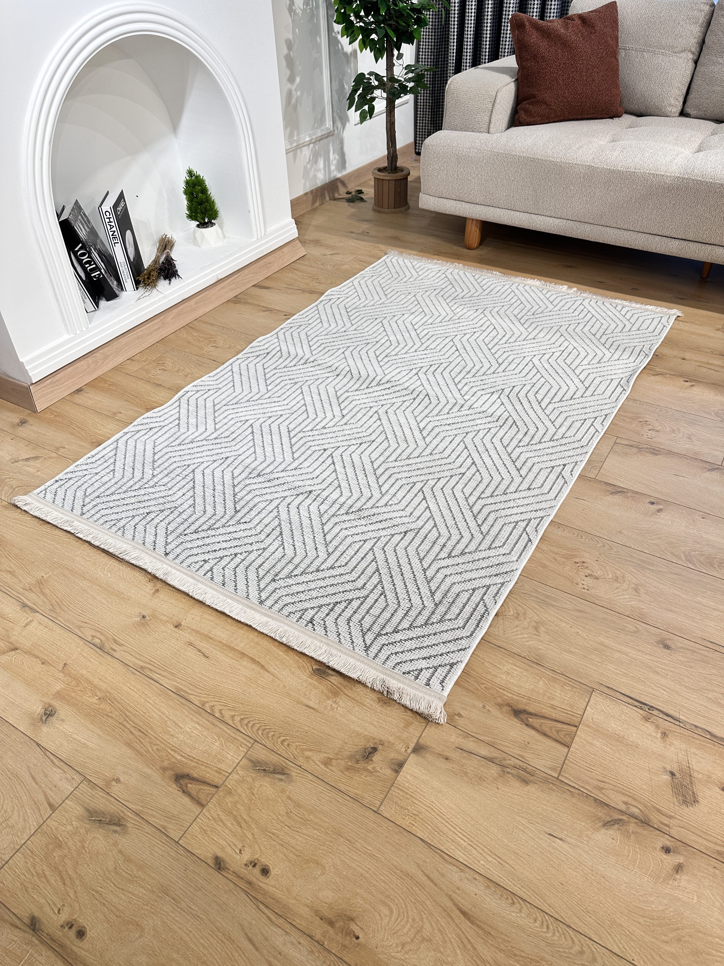 Şönil Kilim Labirent Desen Beyaz