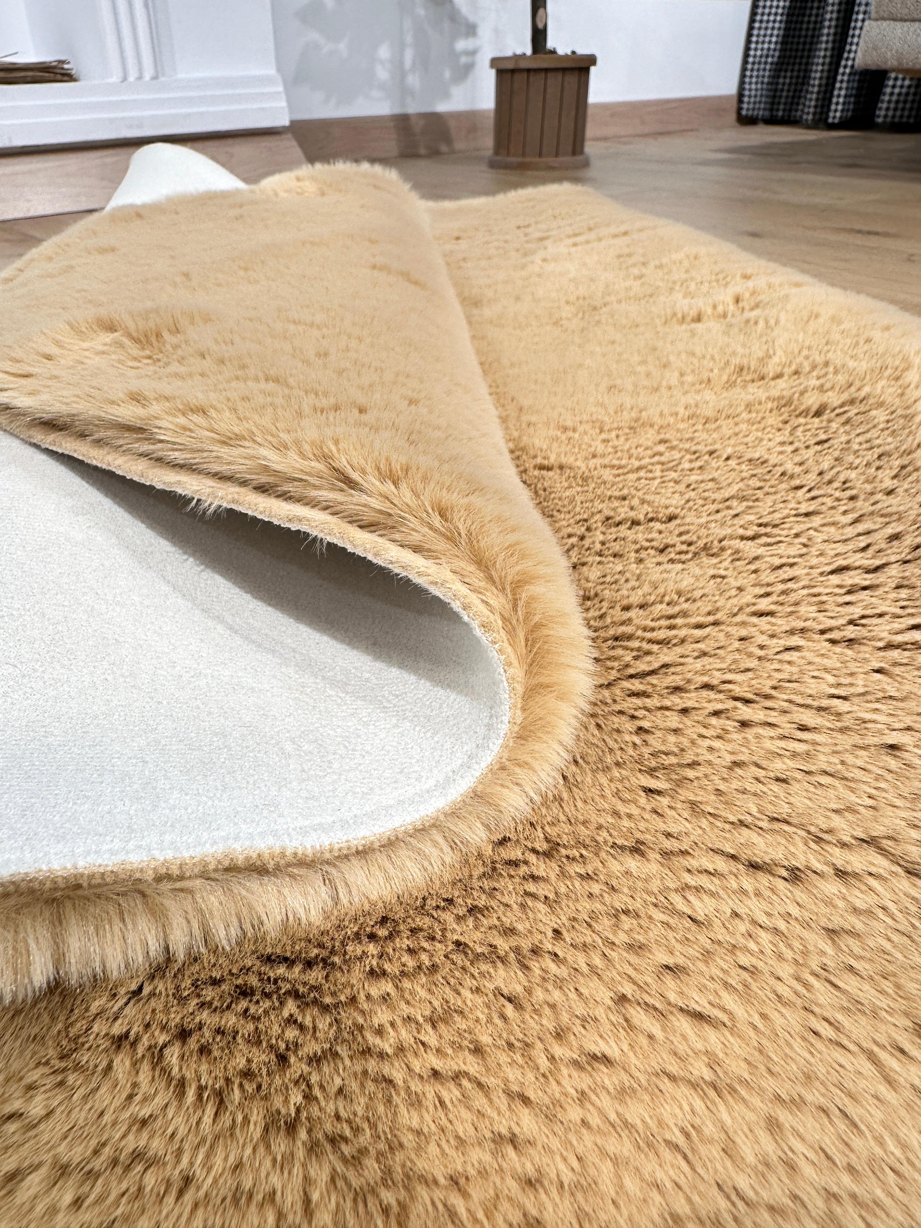 Paşha Home Tavşan Peluş/Post Camel