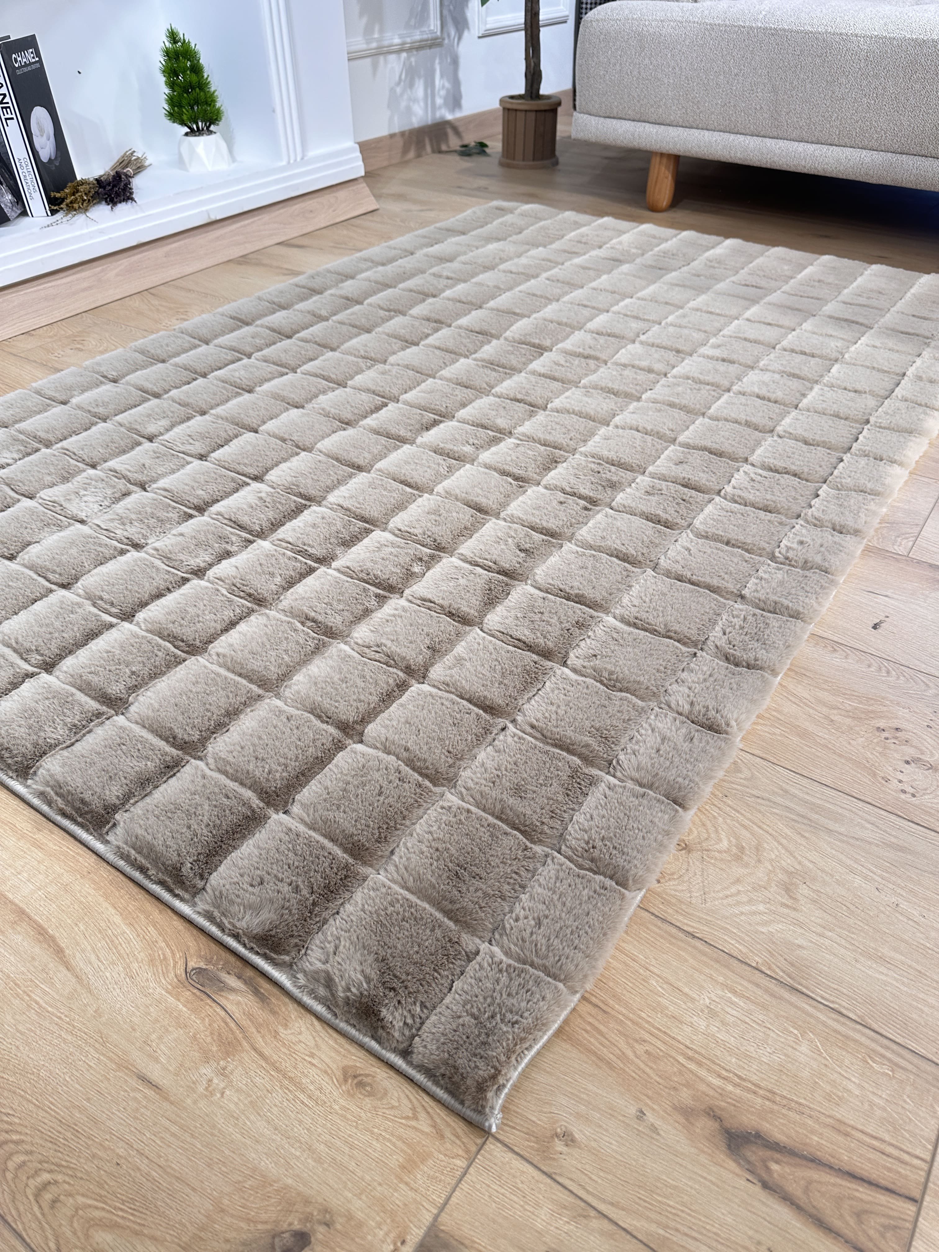 Makro Samur 7 Peluş/Post Halı Kahve