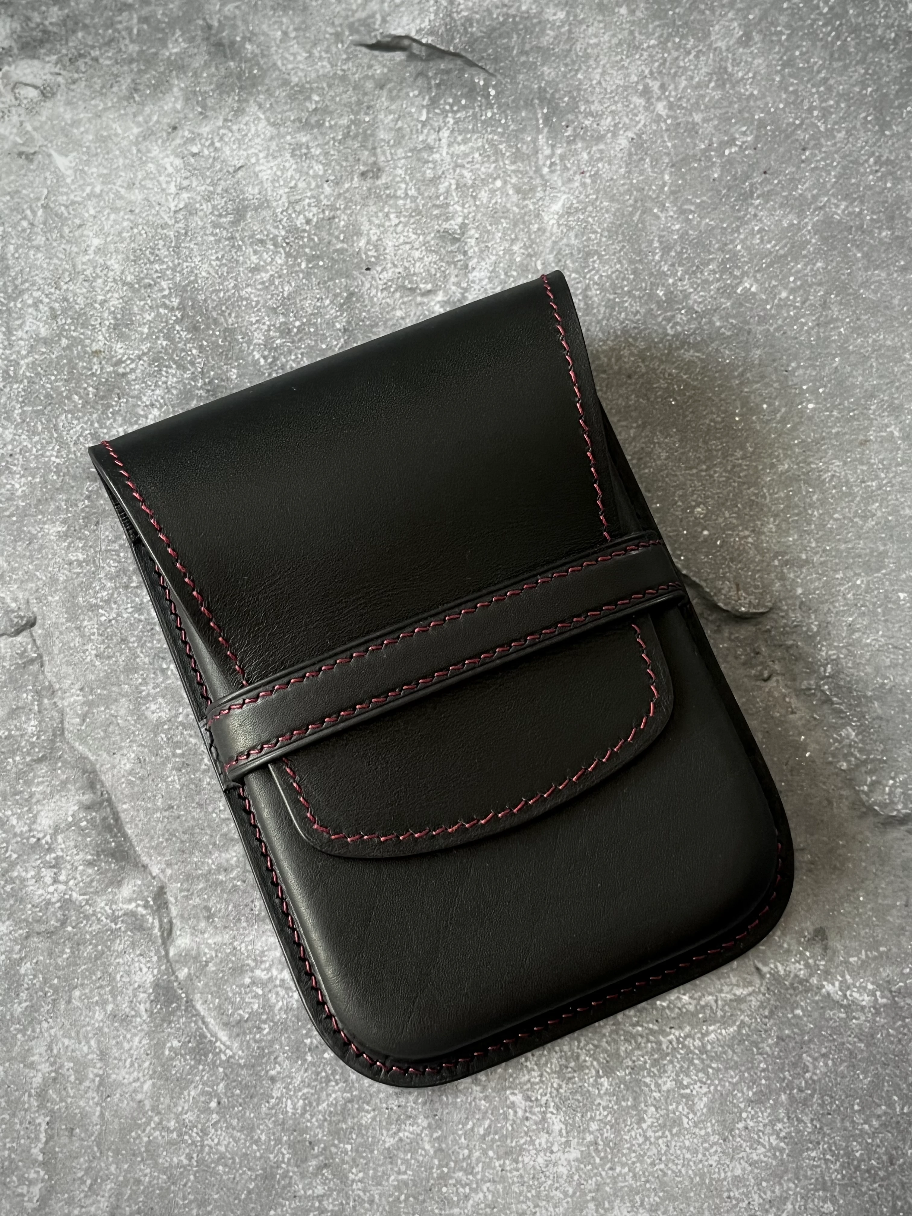 BLACK RUBY LEATHER PEN CASE FOR FIVE PENS