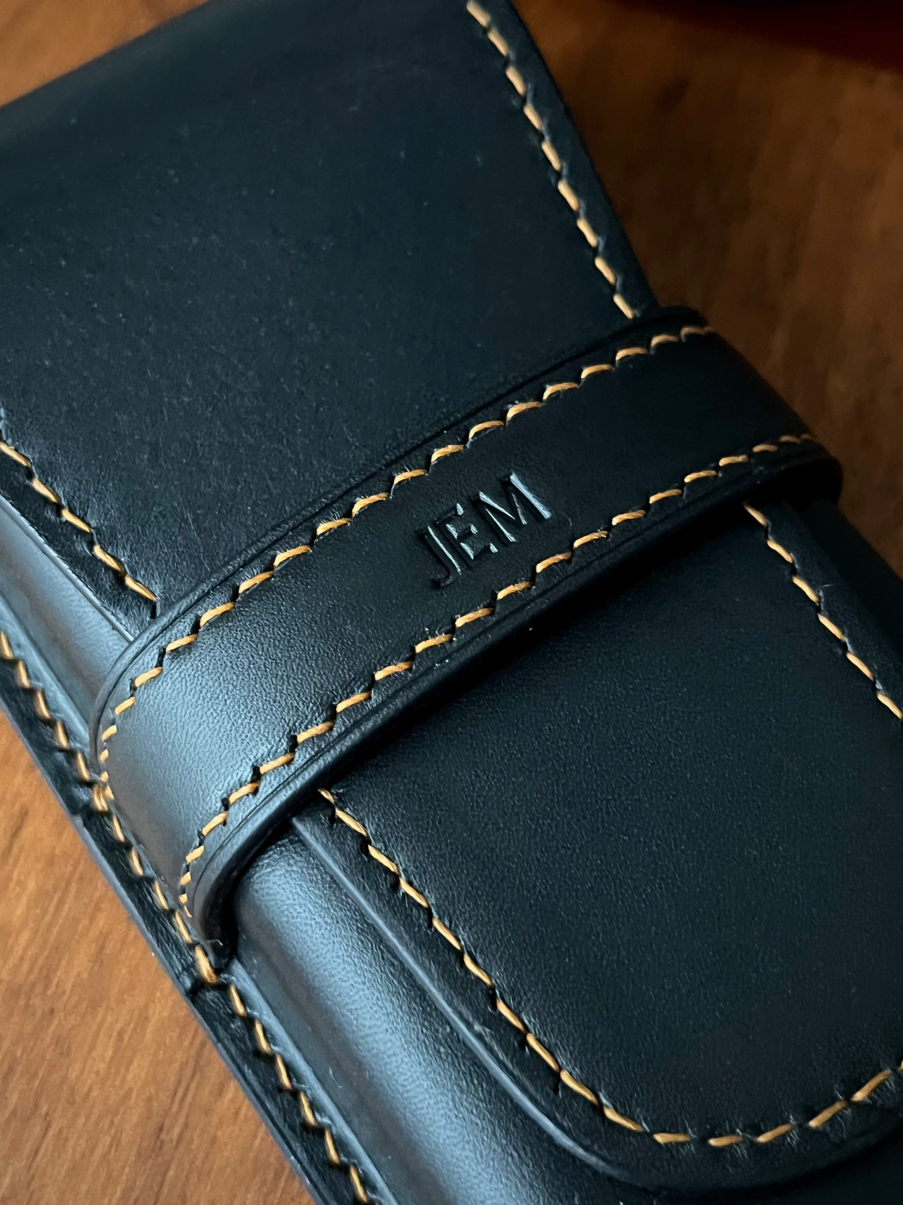 BLACK AMBER LEATHER PEN CASE FOR THREE PENS