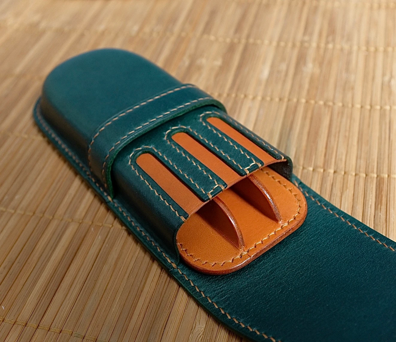 GREEN FOREST LEATHER PEN CASE FOR THREE PENS