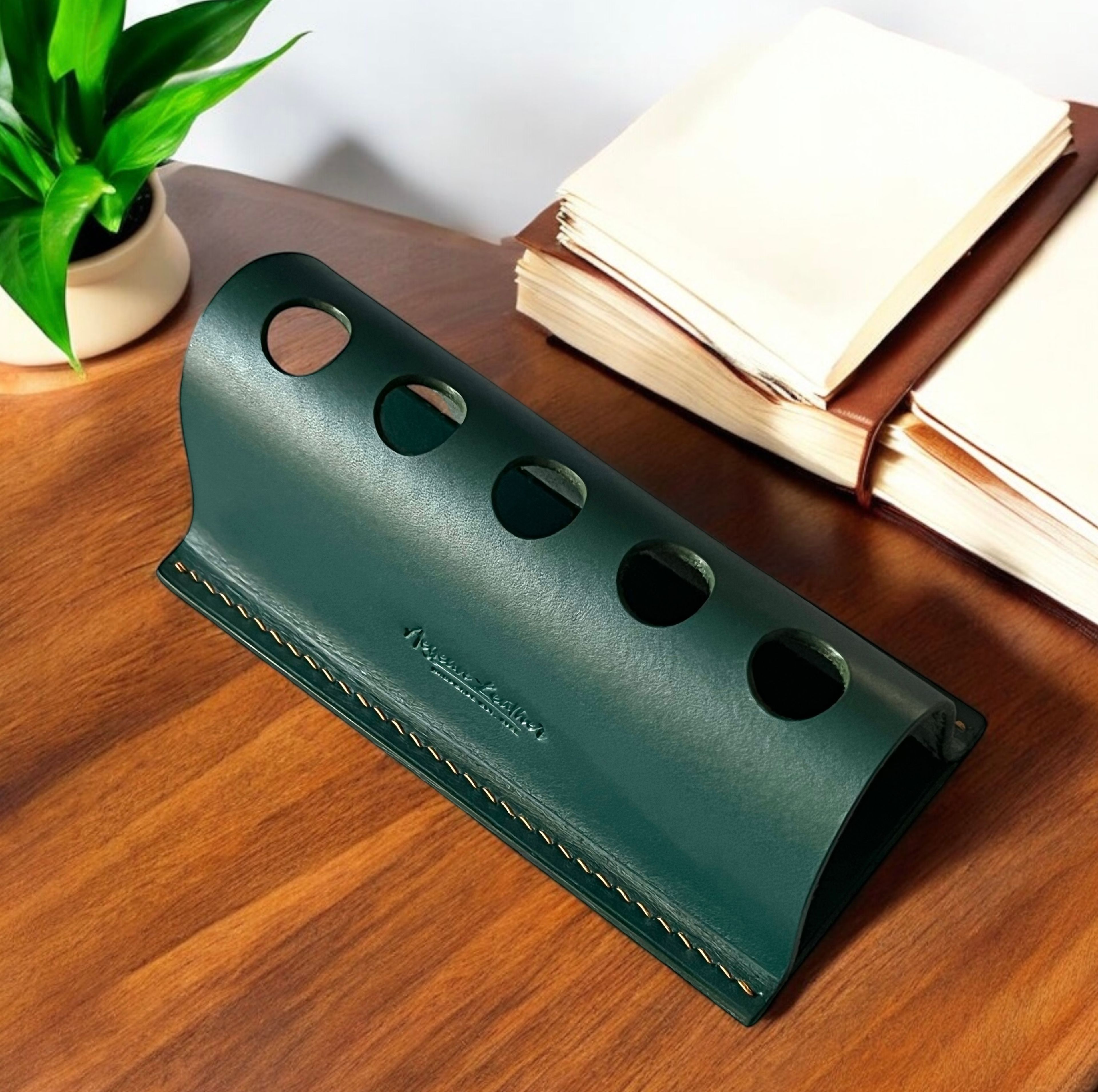LEATHER PEN HOLDER FOR FIVE PENS-GREEN