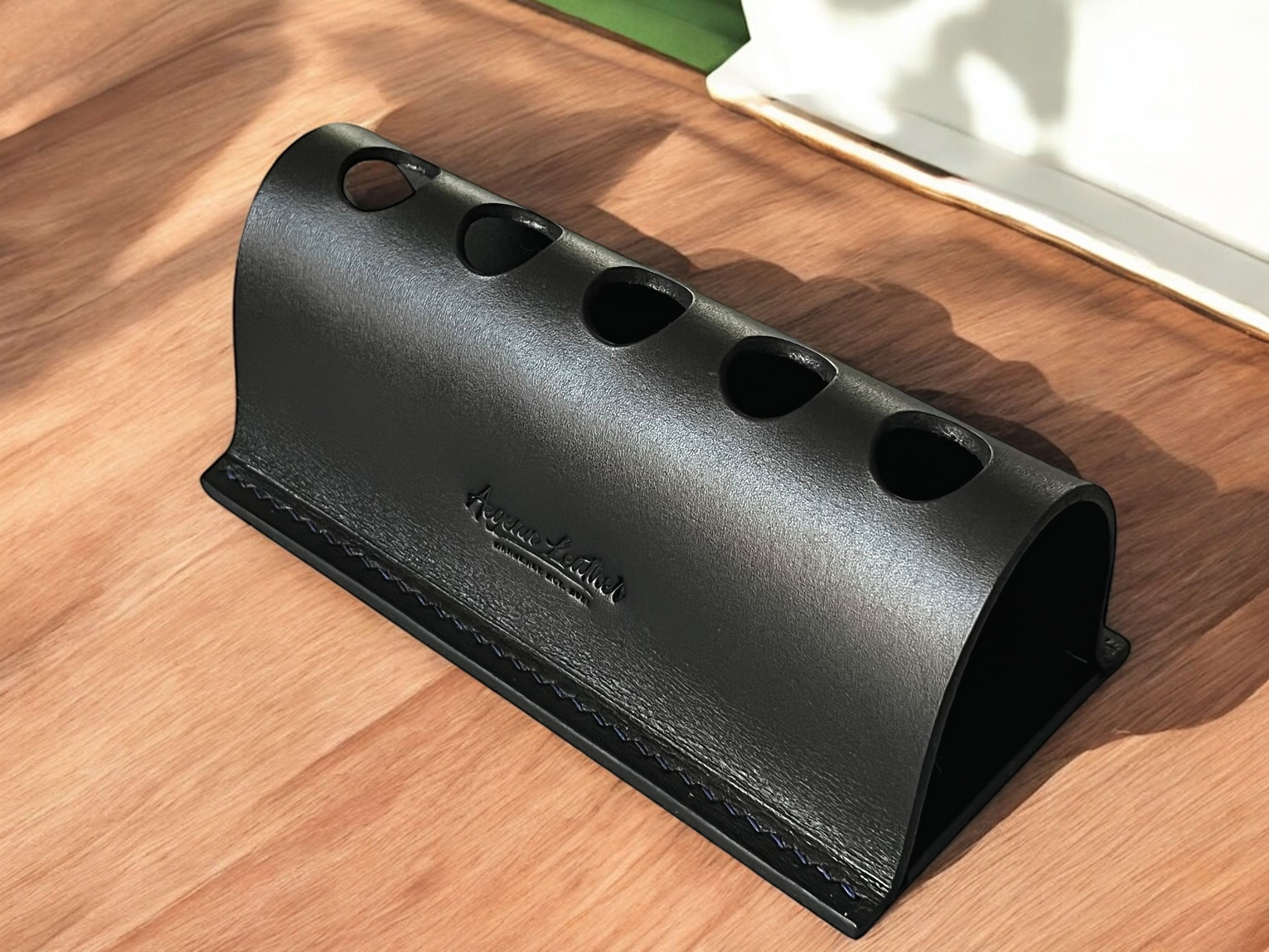 LEATHER PEN HOLDER FOR FIVE PENS-BLACK