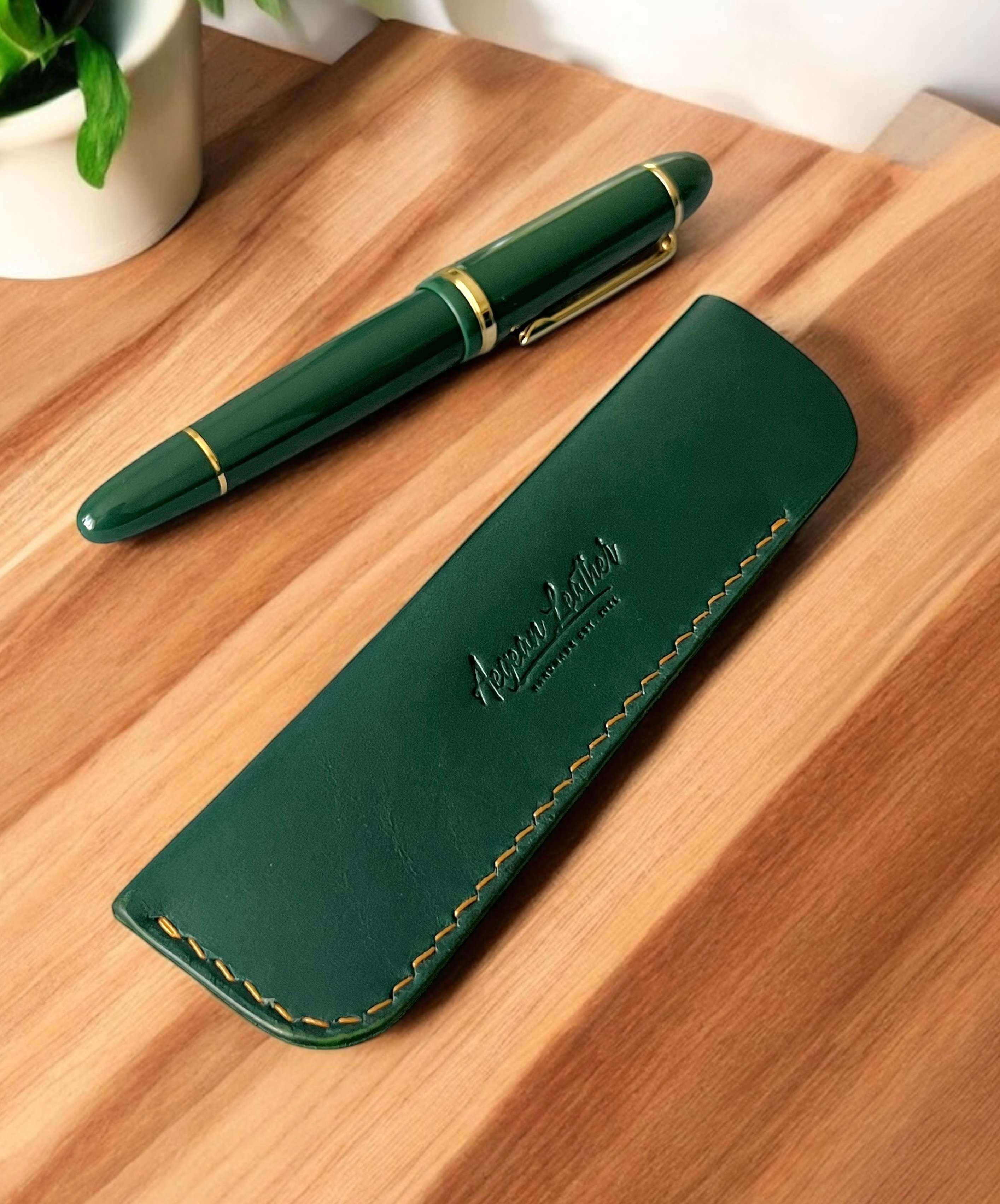 LEATHER SINGLE PEN SLEEVE-GREEN