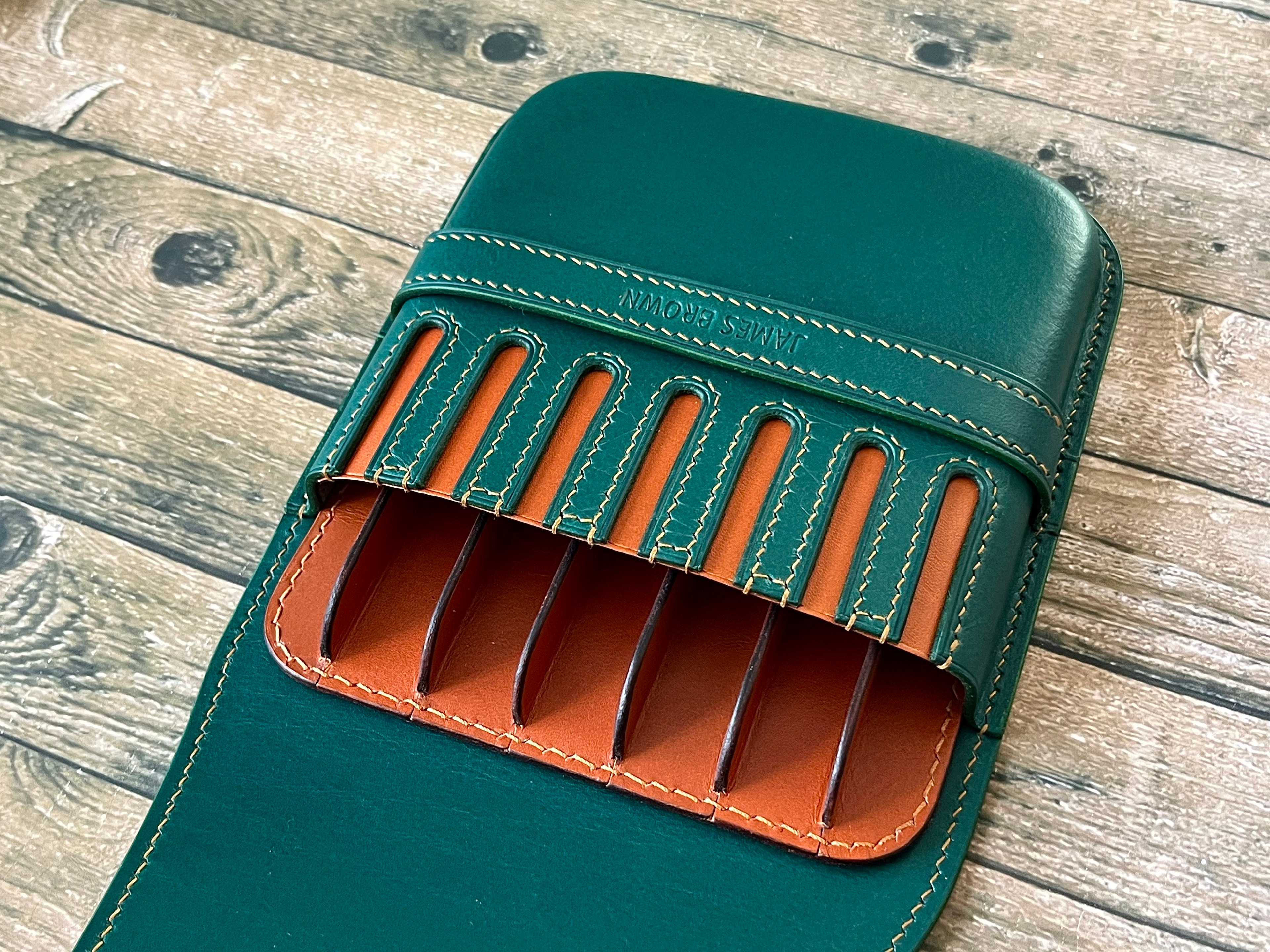 GREEN FOREST LEATHER PEN CASE FOR SEVEN PENS