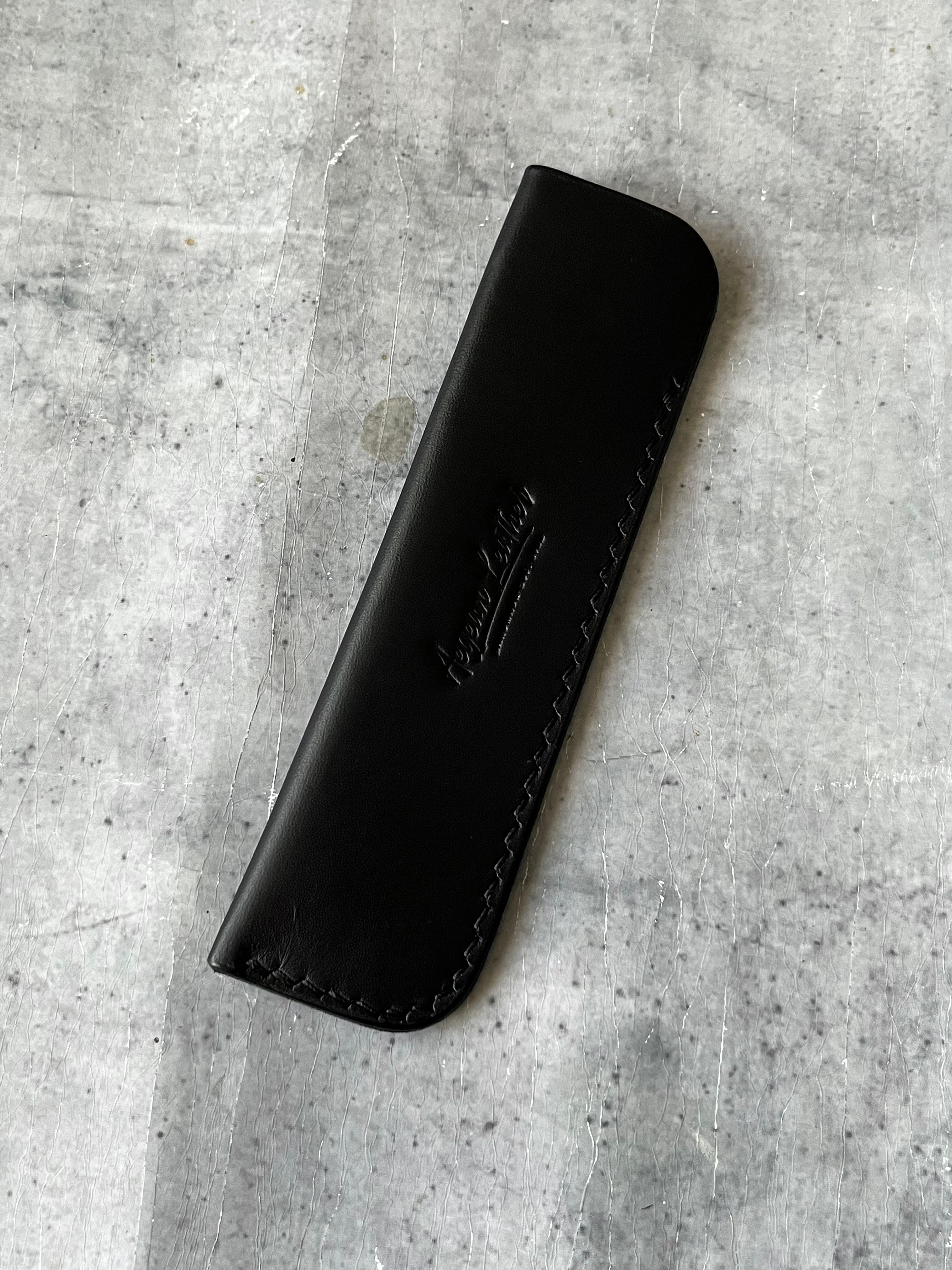 LEATHER SINGLE PEN SLEEVE-BLACK
